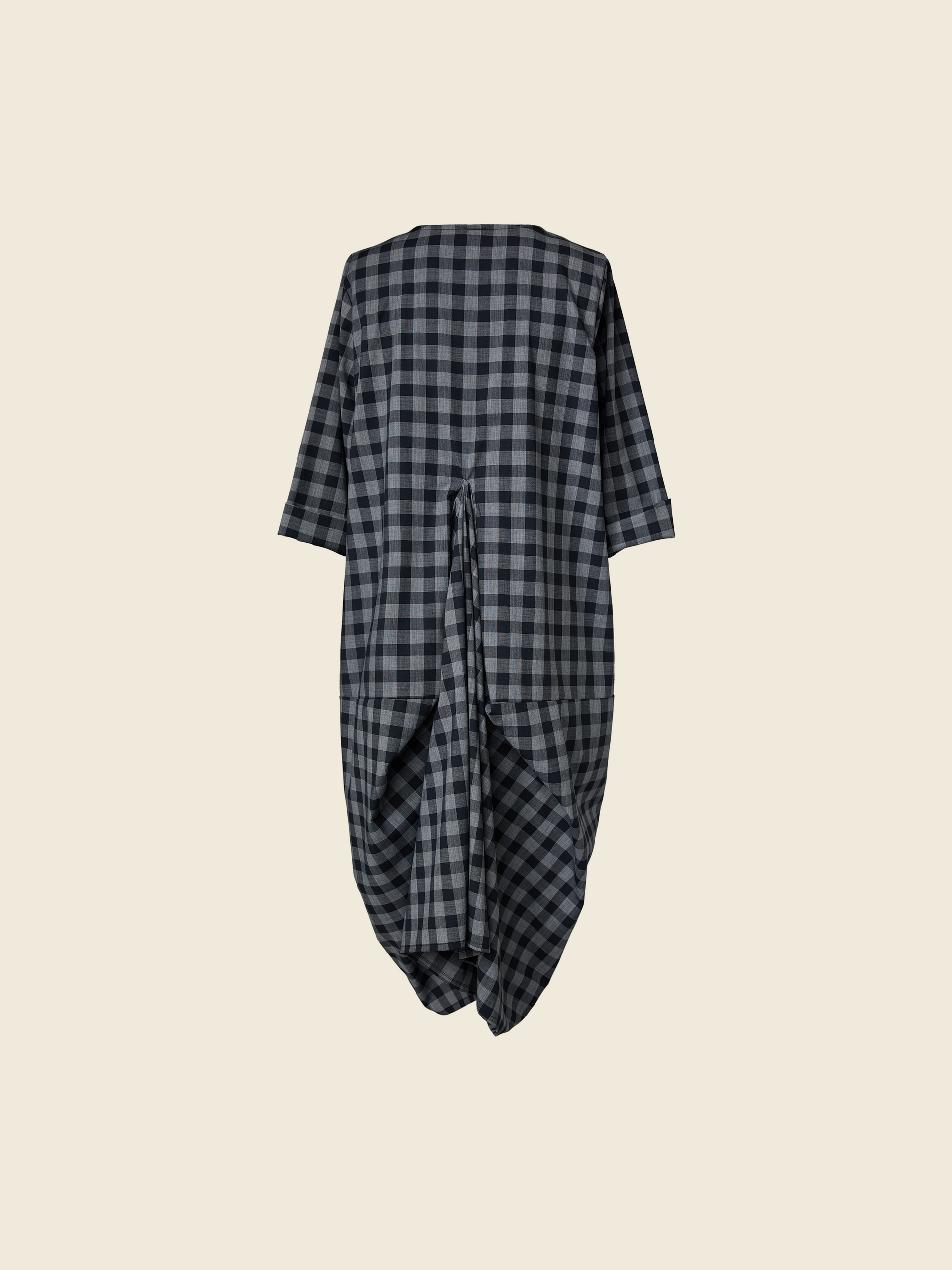 CHECKED DRESS WITH PLEAT