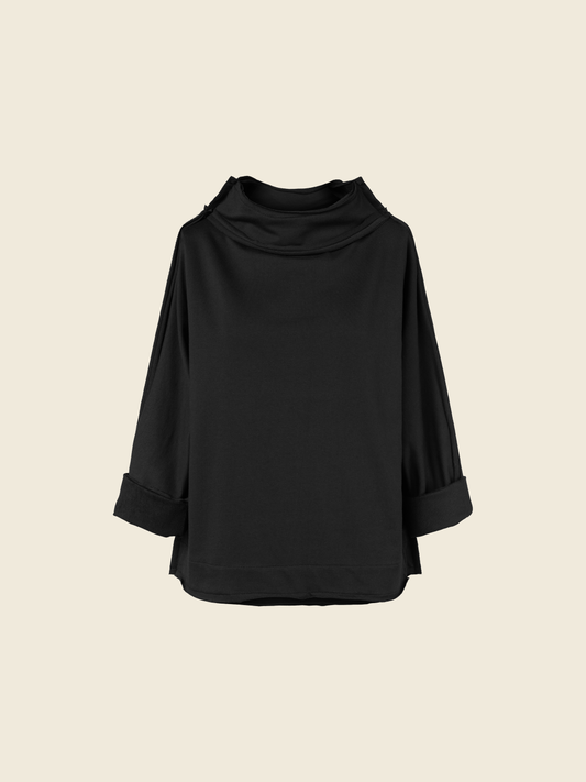 SWEATSHIRT WITH BAT SLEEVES