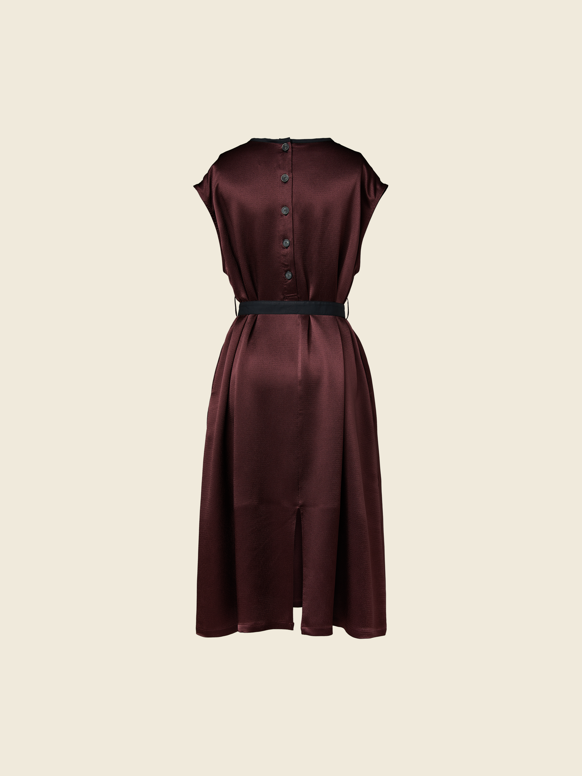 ELEGANT SLEEVELESS DRESS