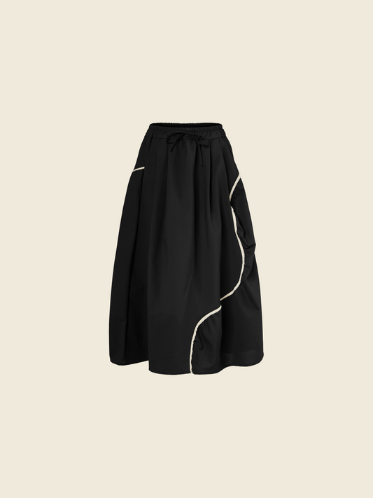 SKIRT WITH PROFILES IN ECRU FABRIC