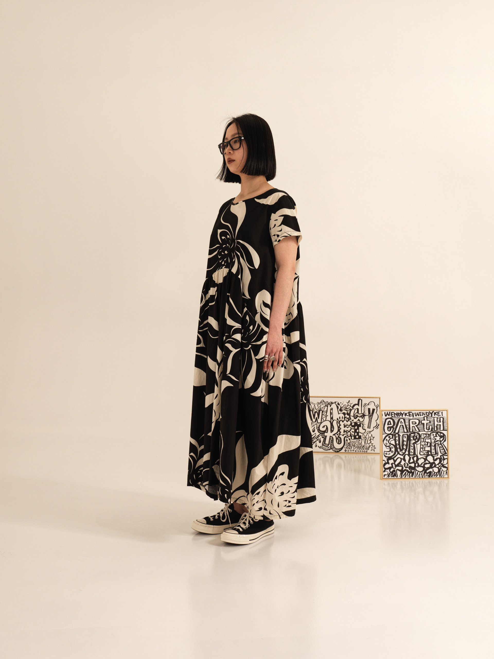 黑白图案长连衣裙