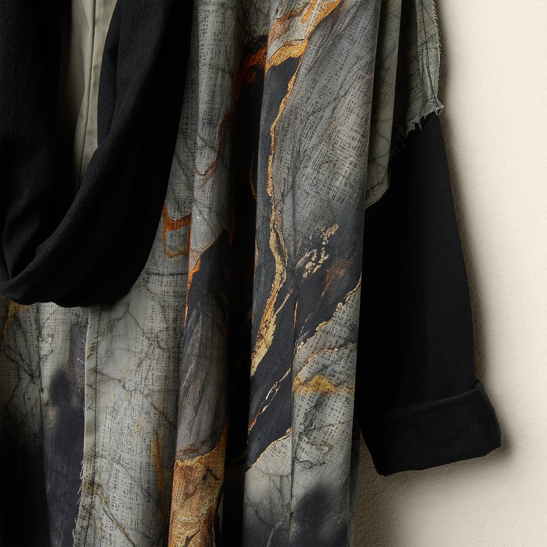 KINTSUGI PATTERN BLOUSE