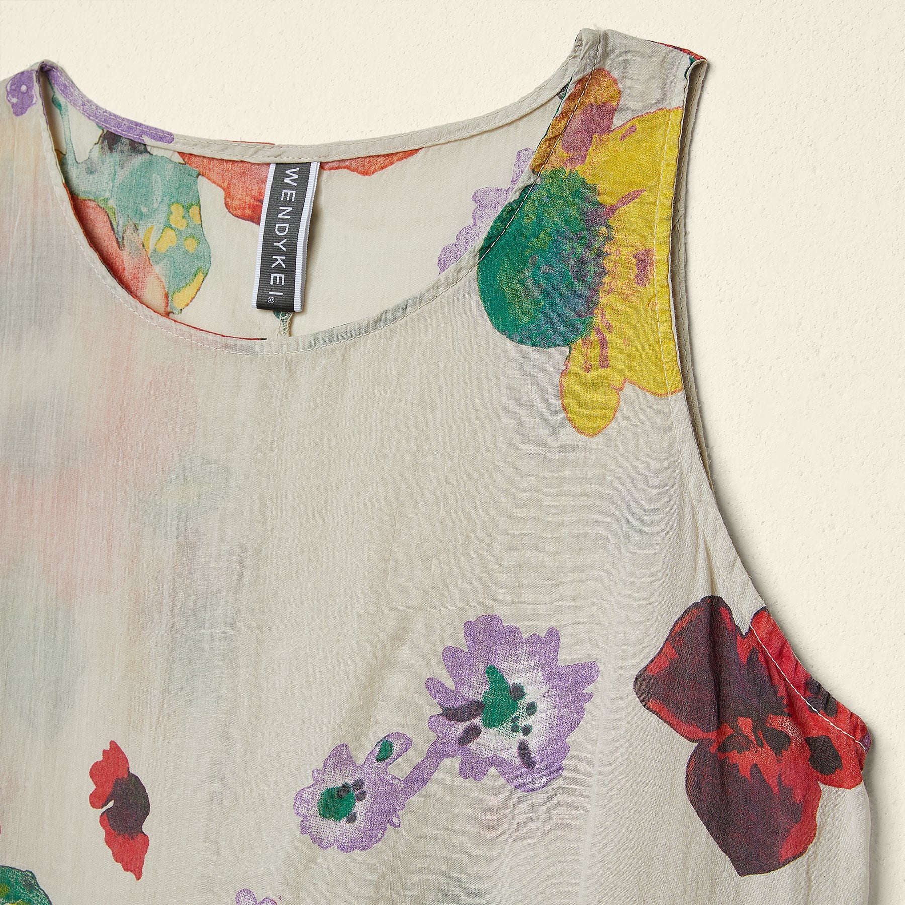 花朵苎麻面料无袖连衣裙