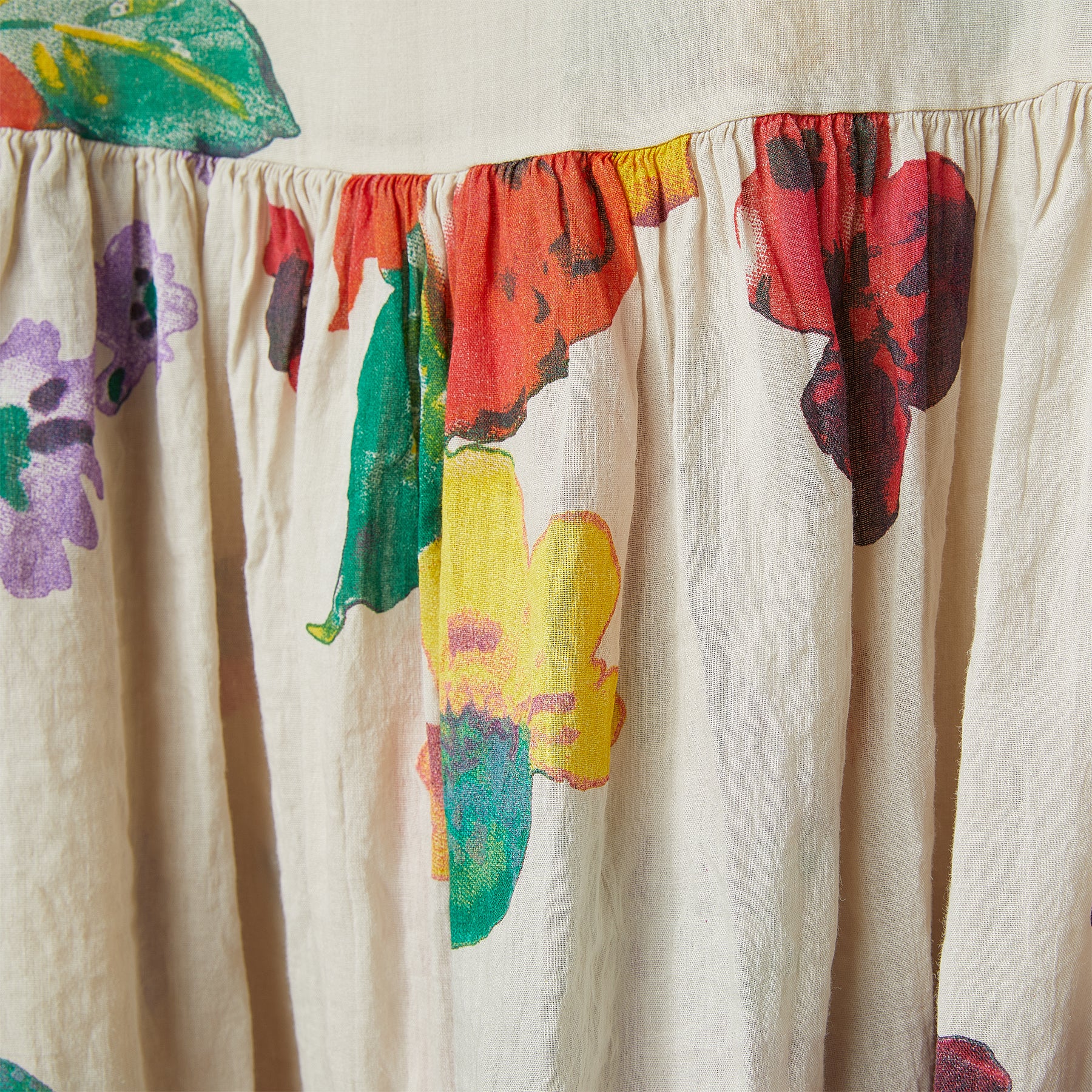 花朵苎麻面料无袖连衣裙