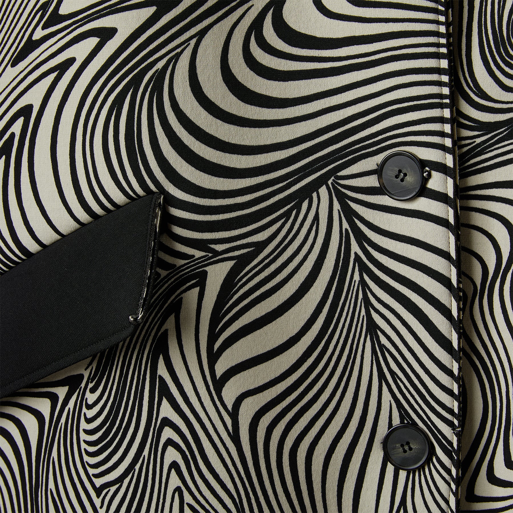 OPTICAL PATTERN NEOPRENE COAT