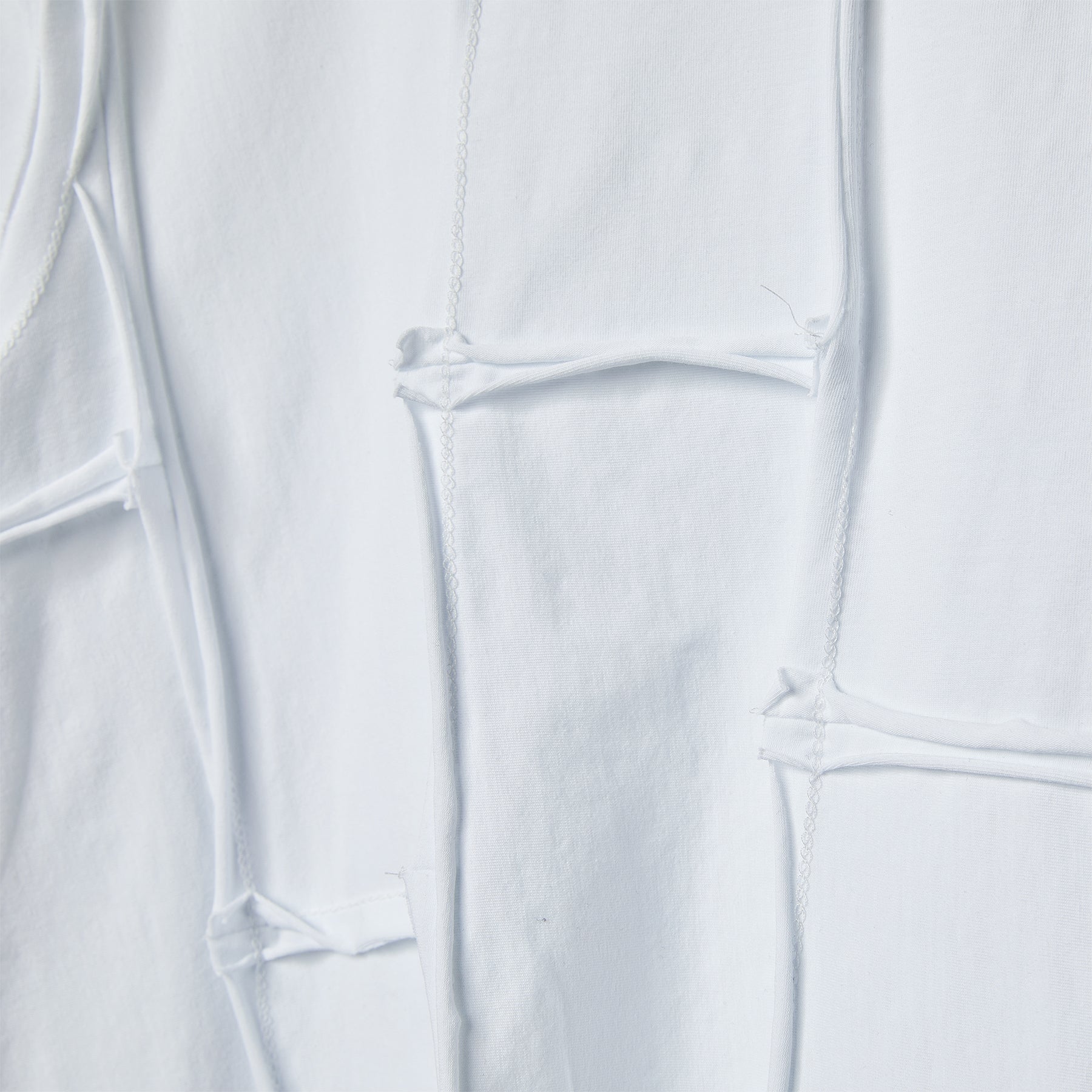 SEAMS CHECKED T-SHIRT