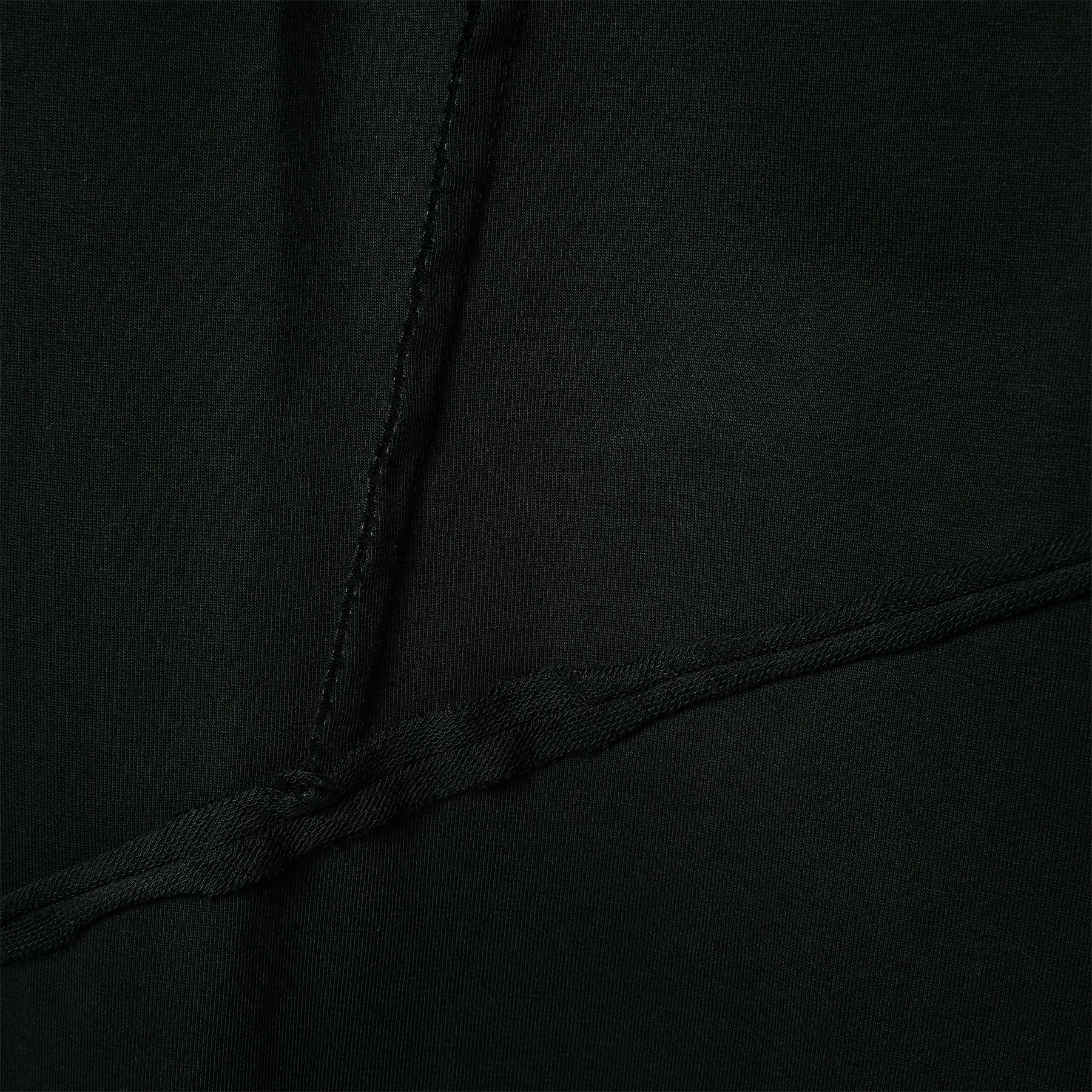 TROUSERS WITH EXTERNAL SEAMS