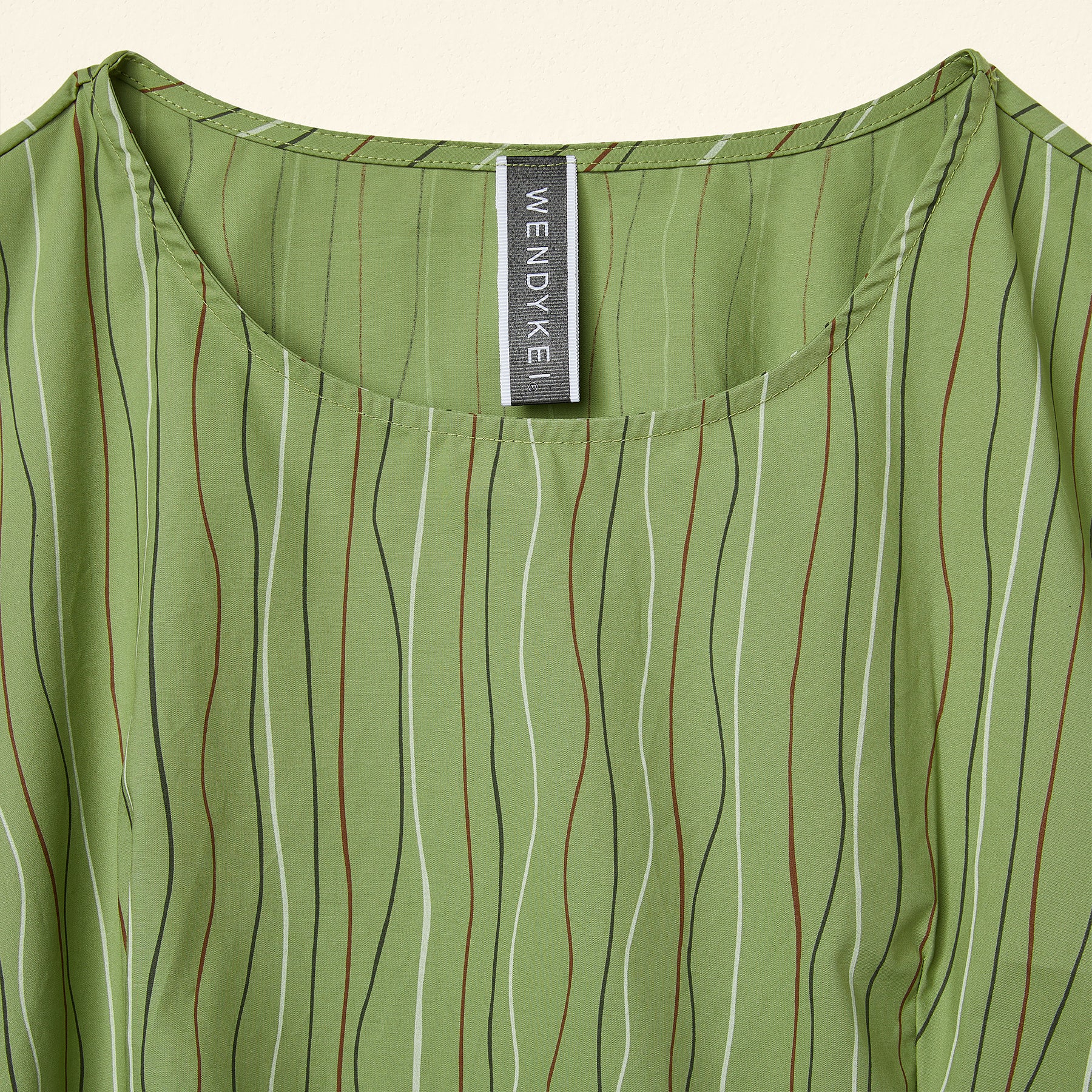 DRESS IN WAVY PINSTRIPES FABRIC