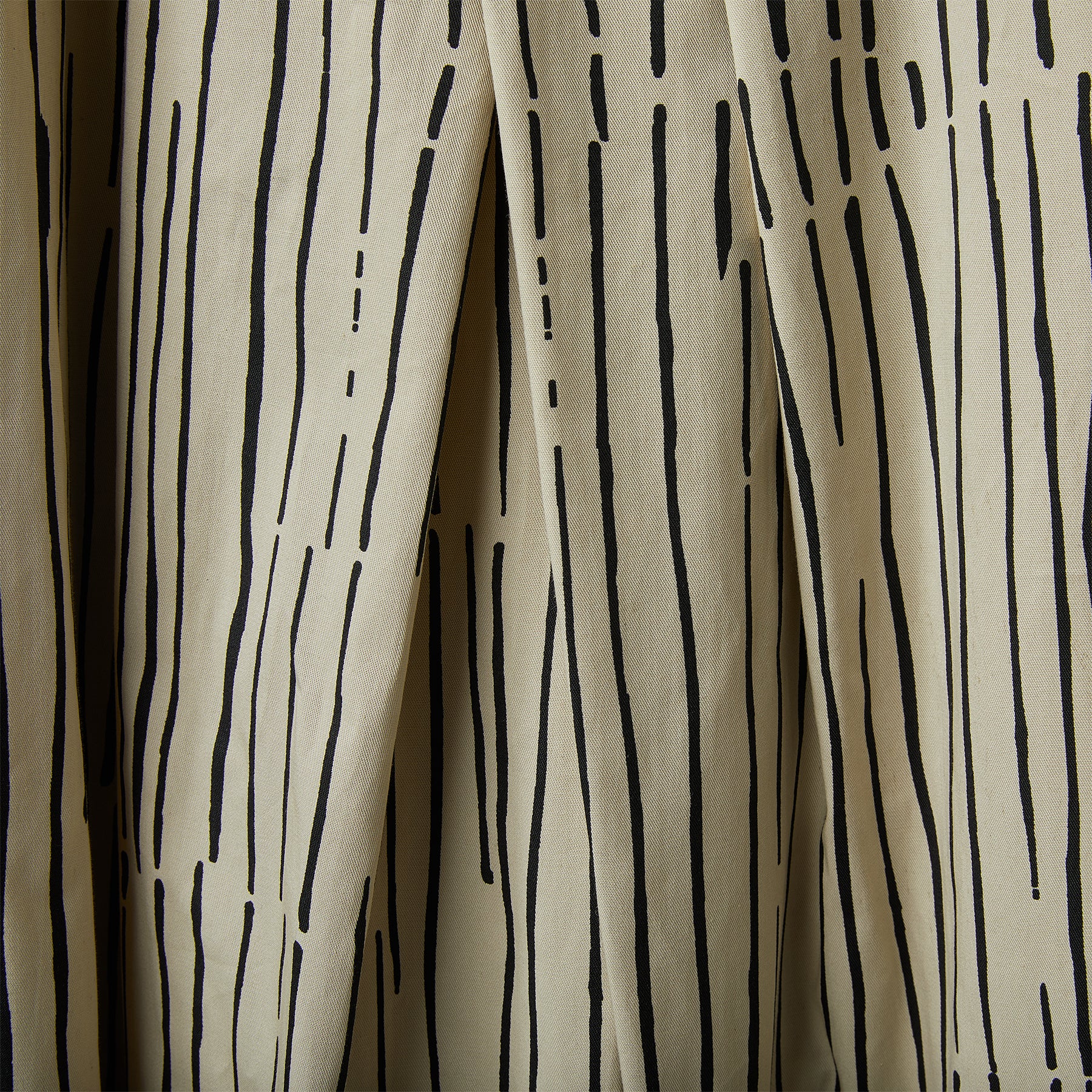 ELEGANT DRESS WITH STRIPED SKIRT