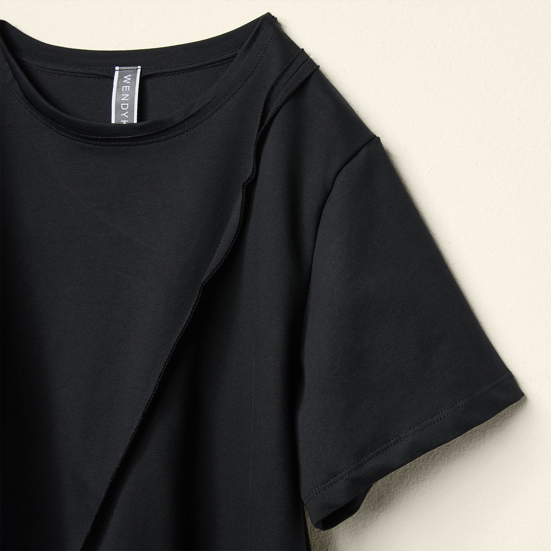 T-SHIRT LONGER ON THE SIDE