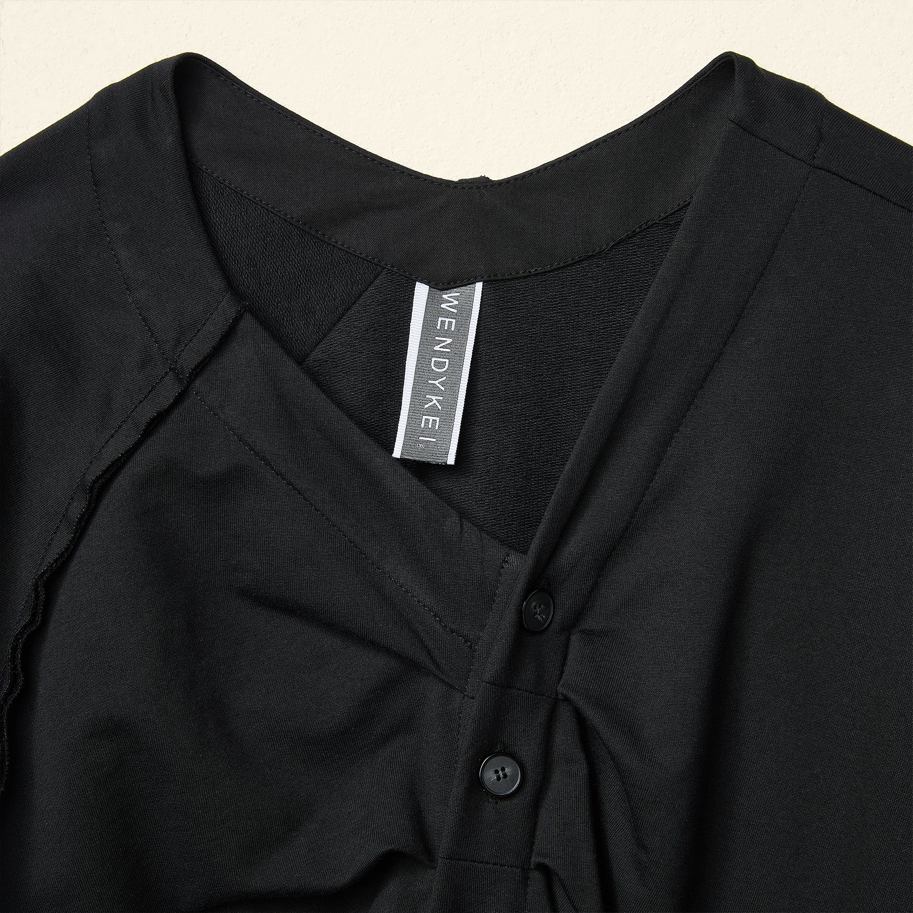 PLEATED SWEATSHIRT CARDIGAN