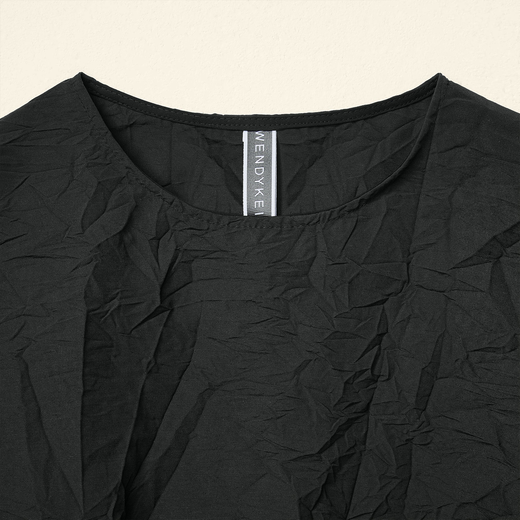 COMB TEETH HEM BLOUSE