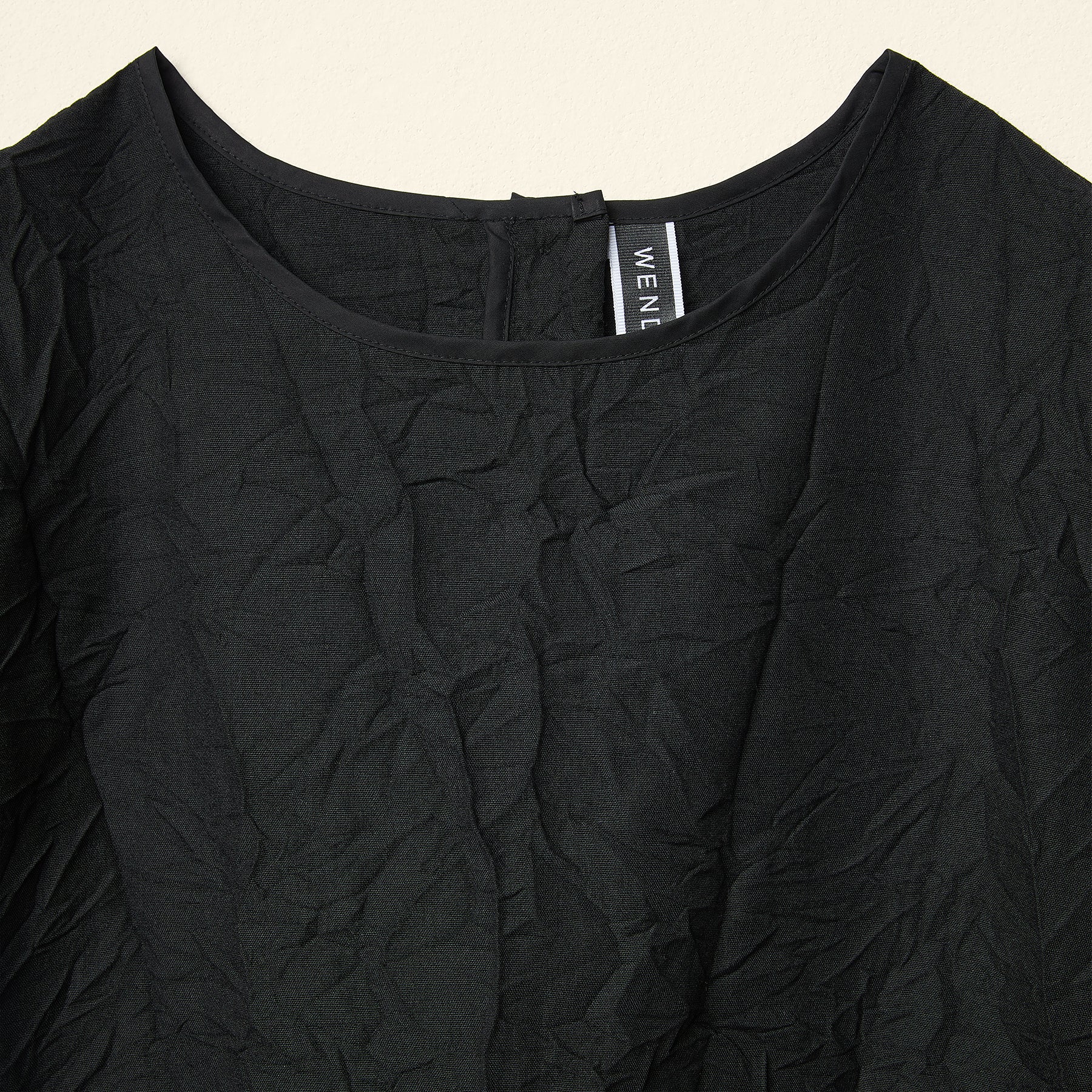 SLEEVELESS DRESS WITH BACK BUTTON CLOSURE