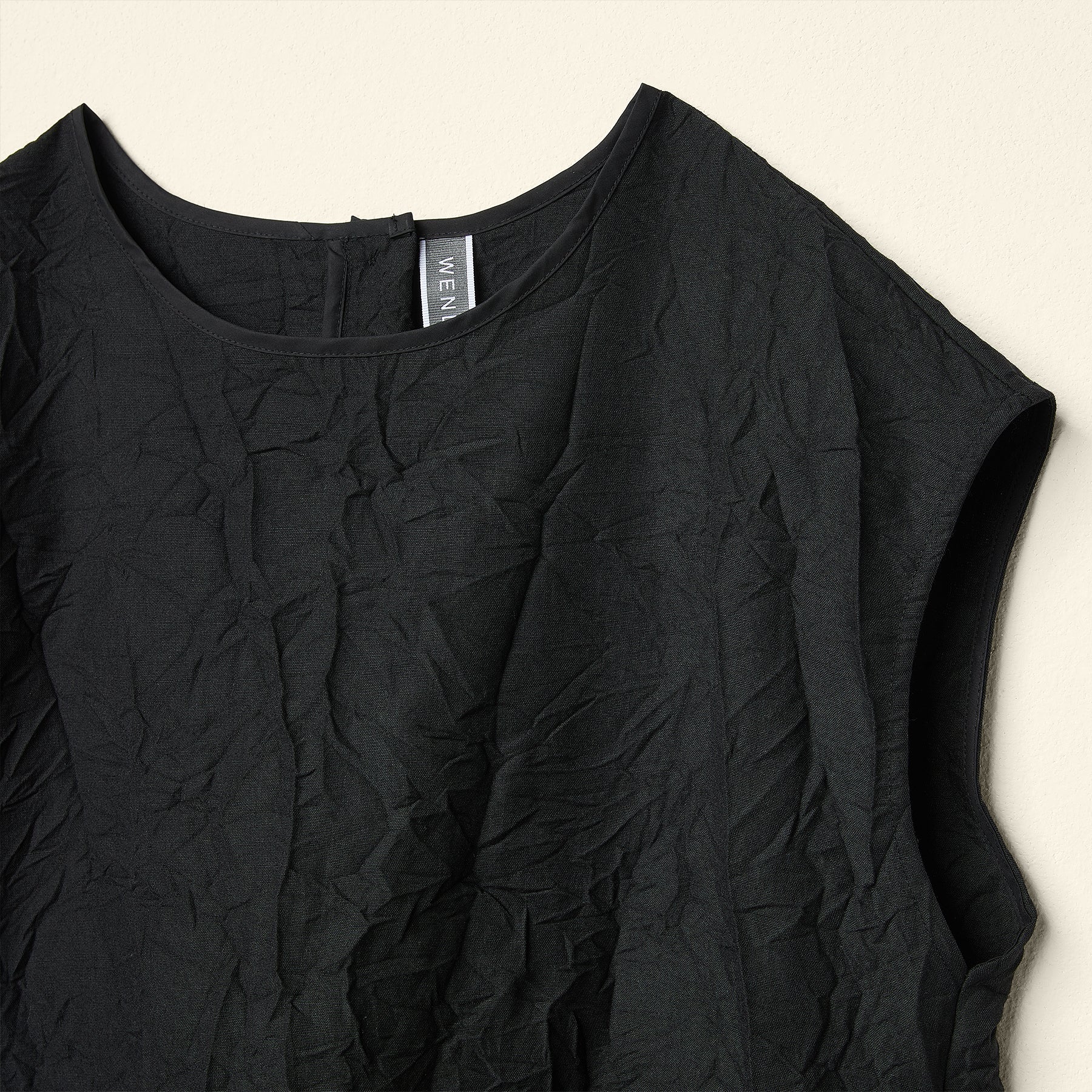 SLEEVELESS DRESS WITH BACK BUTTON CLOSURE