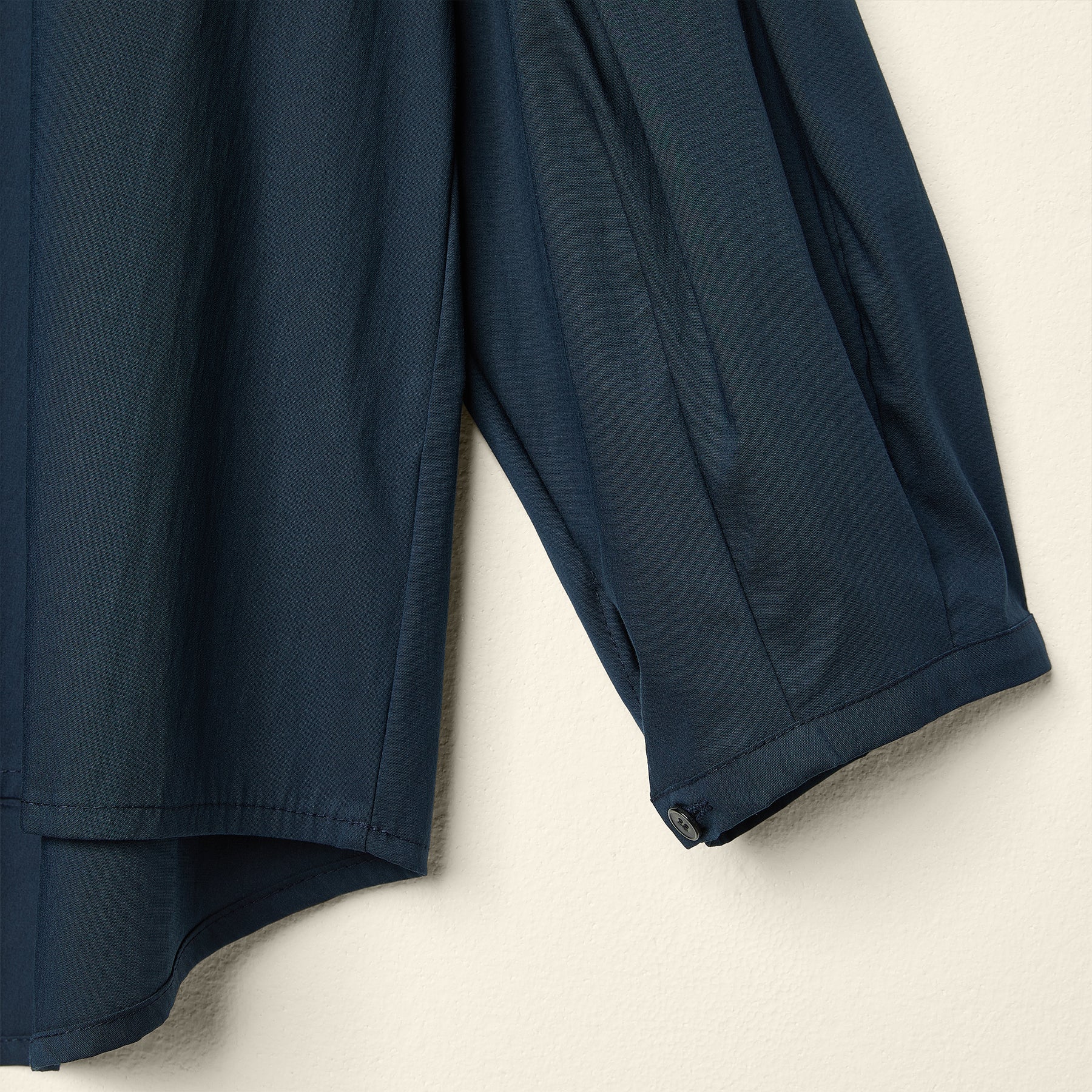 BLOUSE WITH PUFF SLEEVES