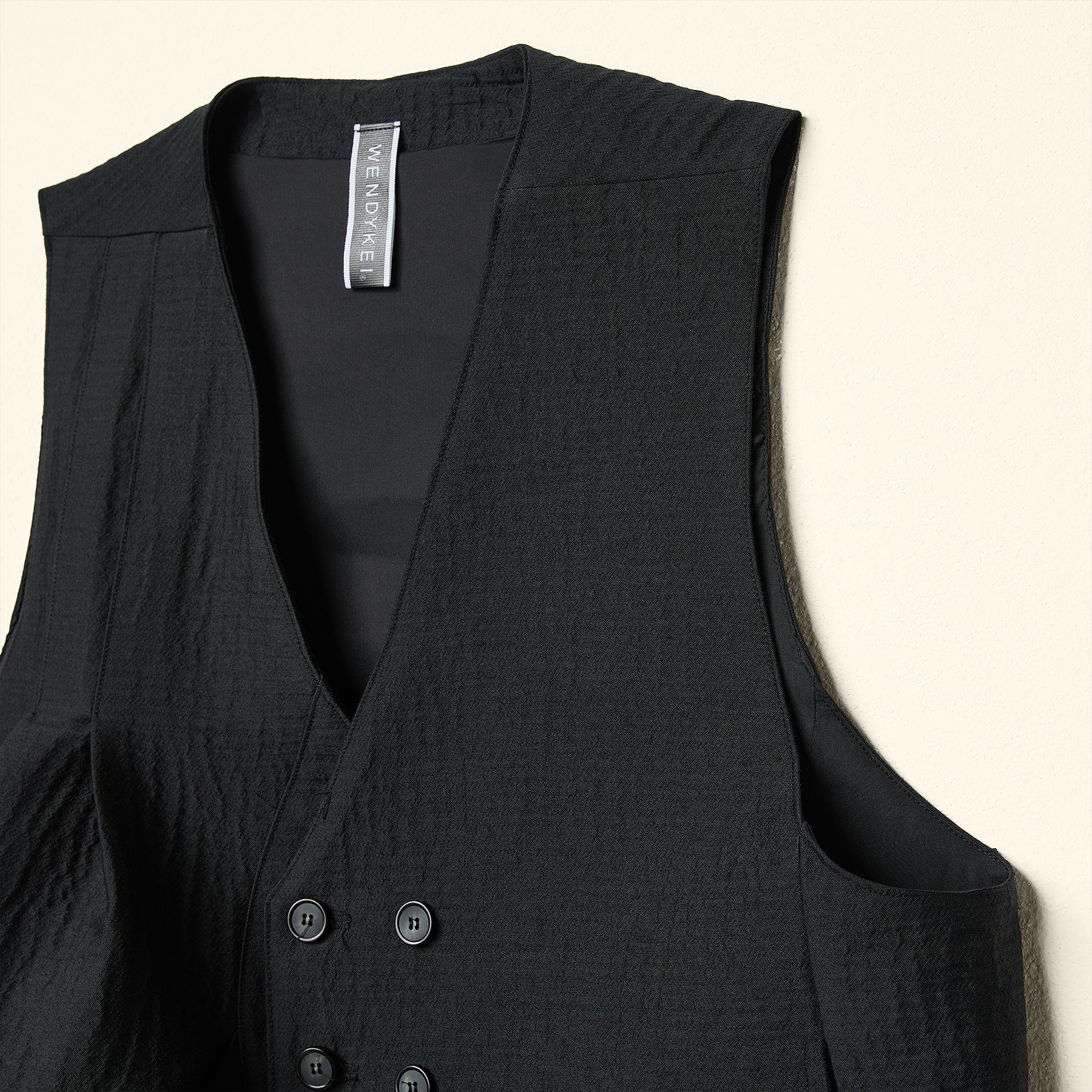 DOUBLE BREASTED VEST