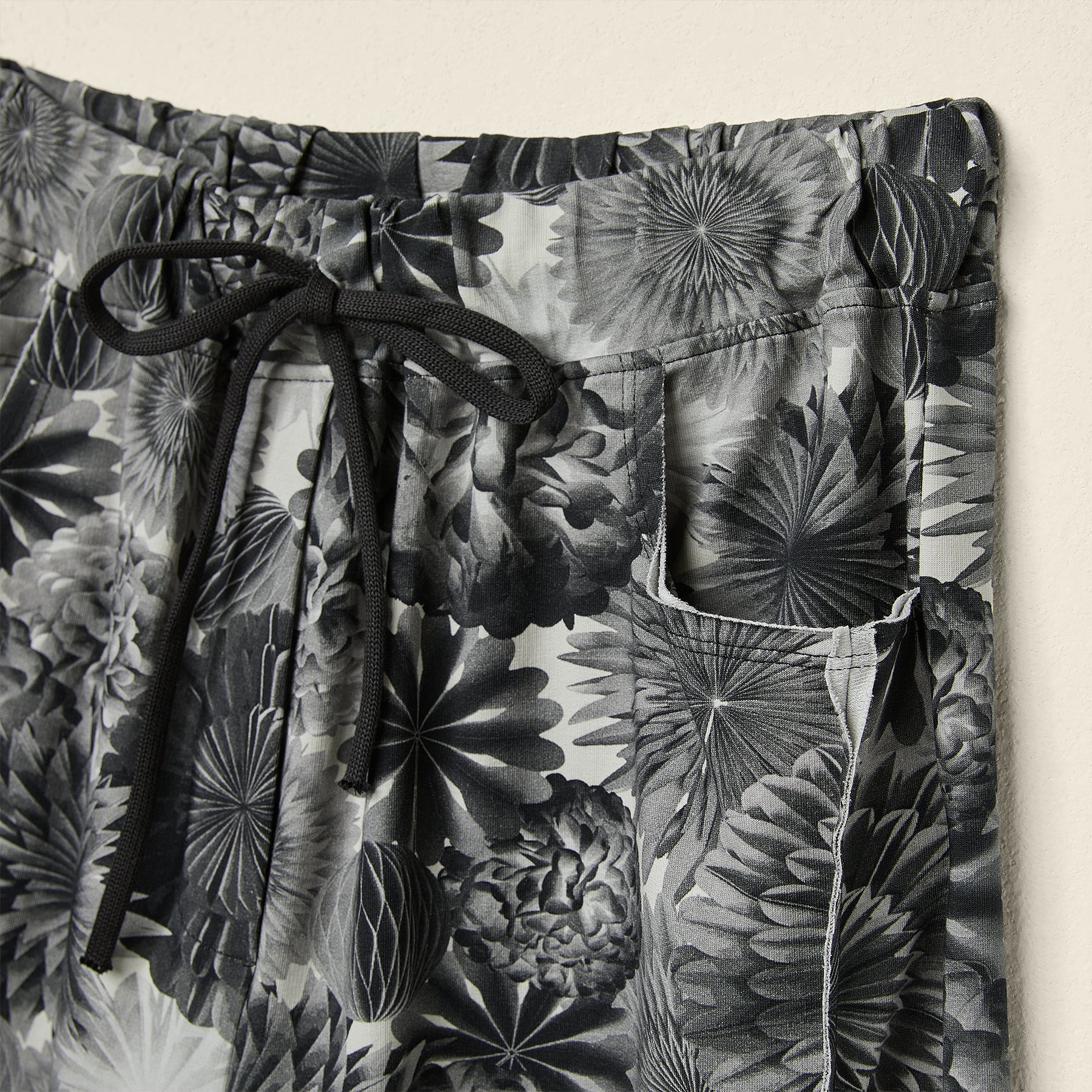 PRINTED FLEECE TROUSERS