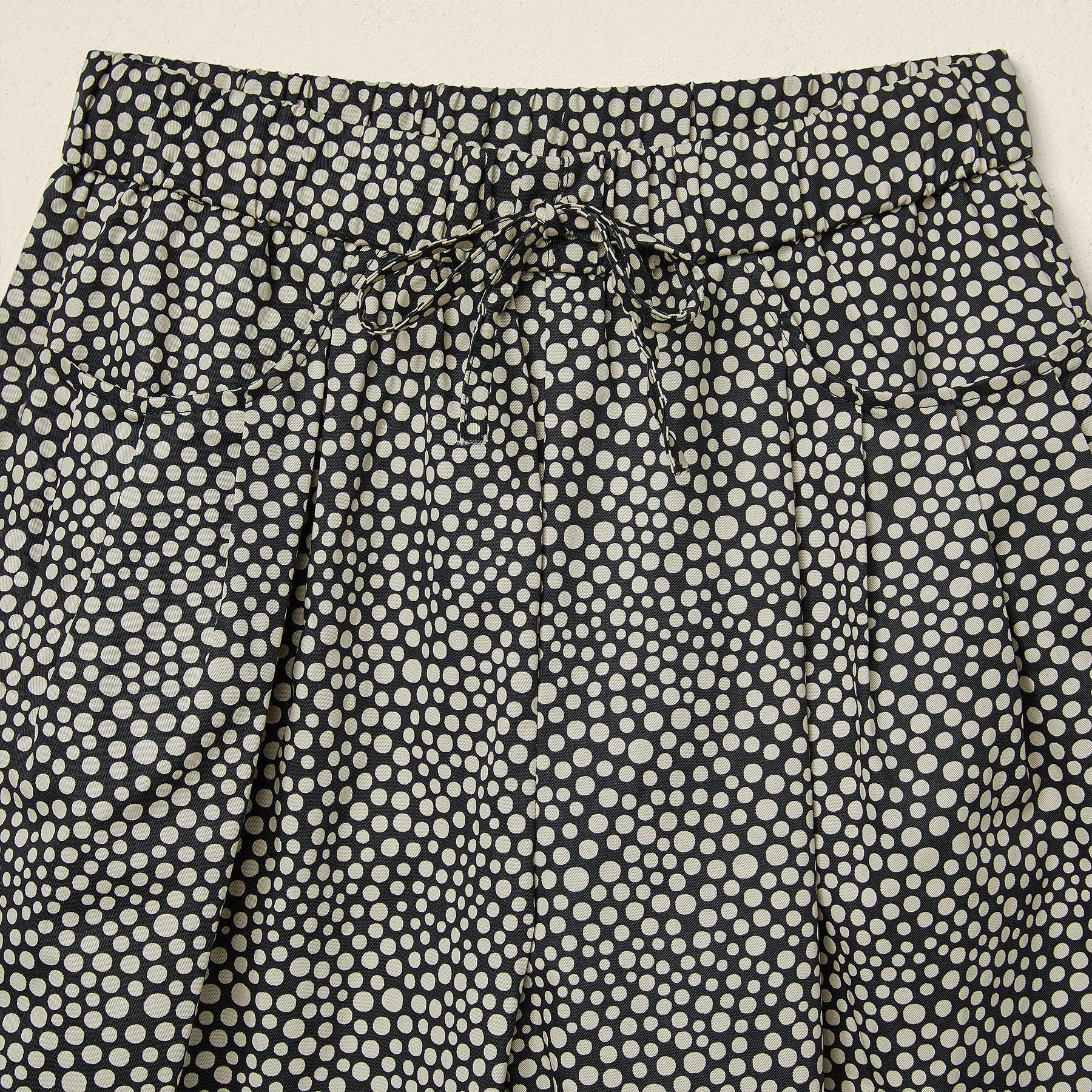 TROUSERS IN BRUSHSTROKE POLKA DOT PRINT