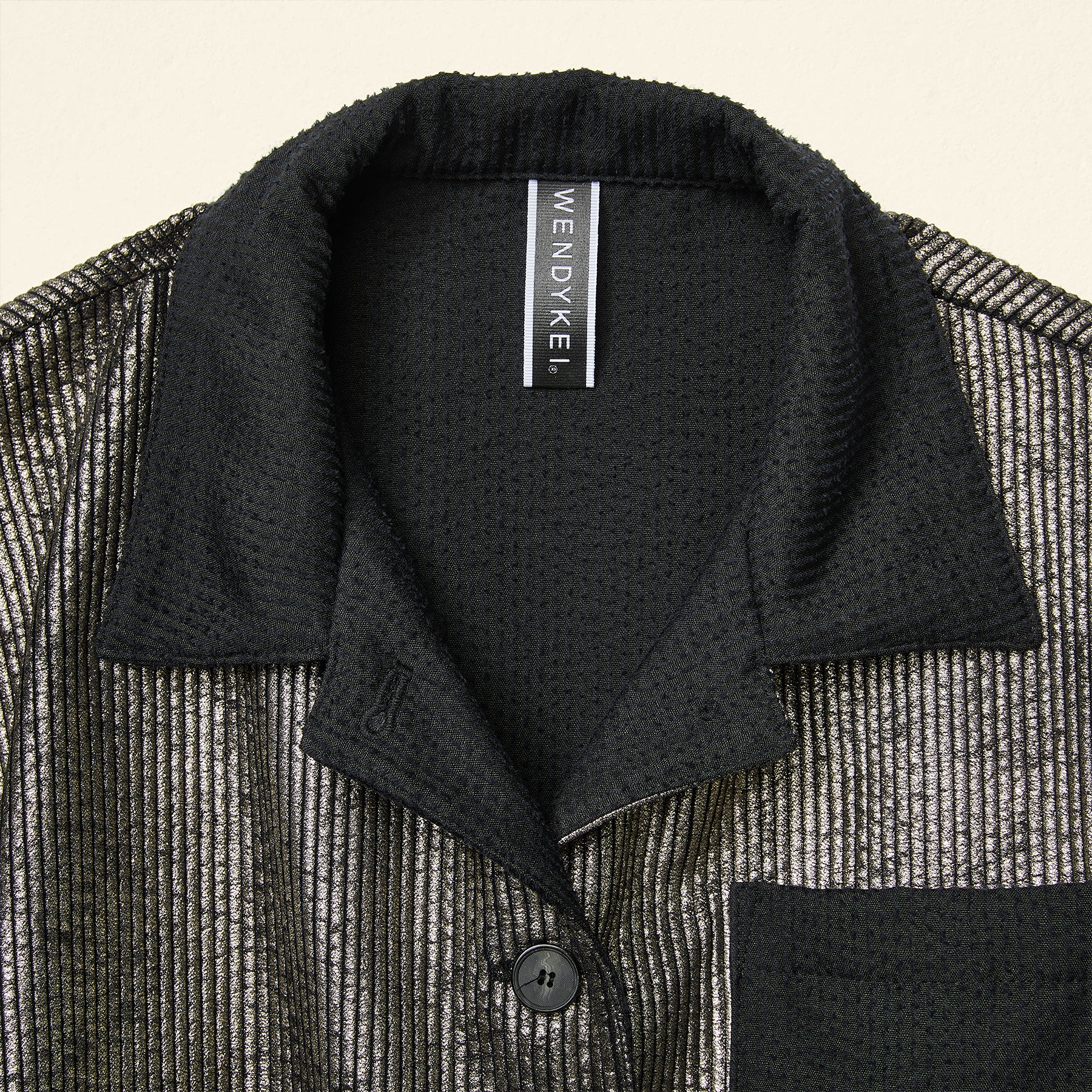 GOLDEN JACKET WTH PATCH POCKETS