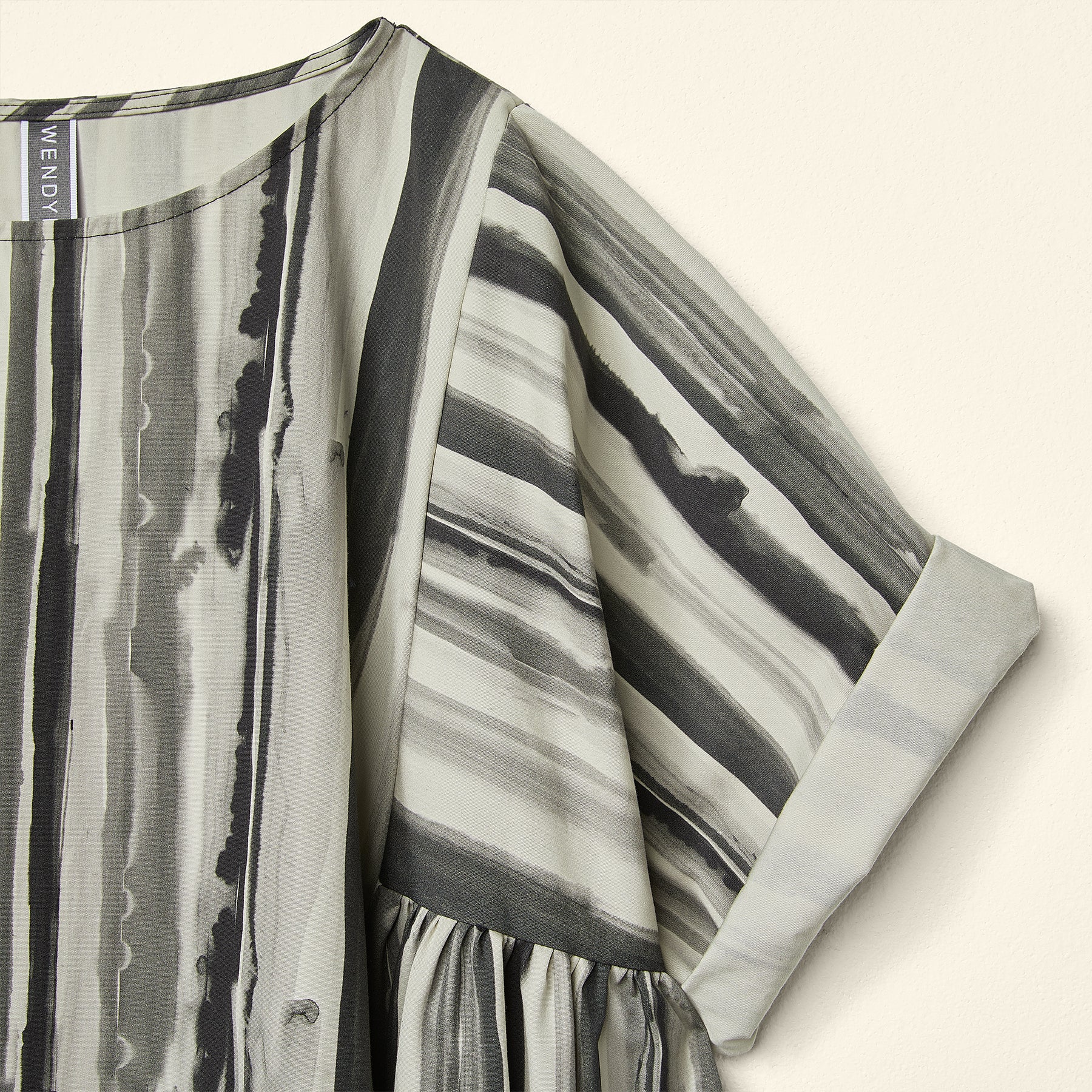 MIDI DRESS IN BRUSHSTROKE STRIPES PRINT