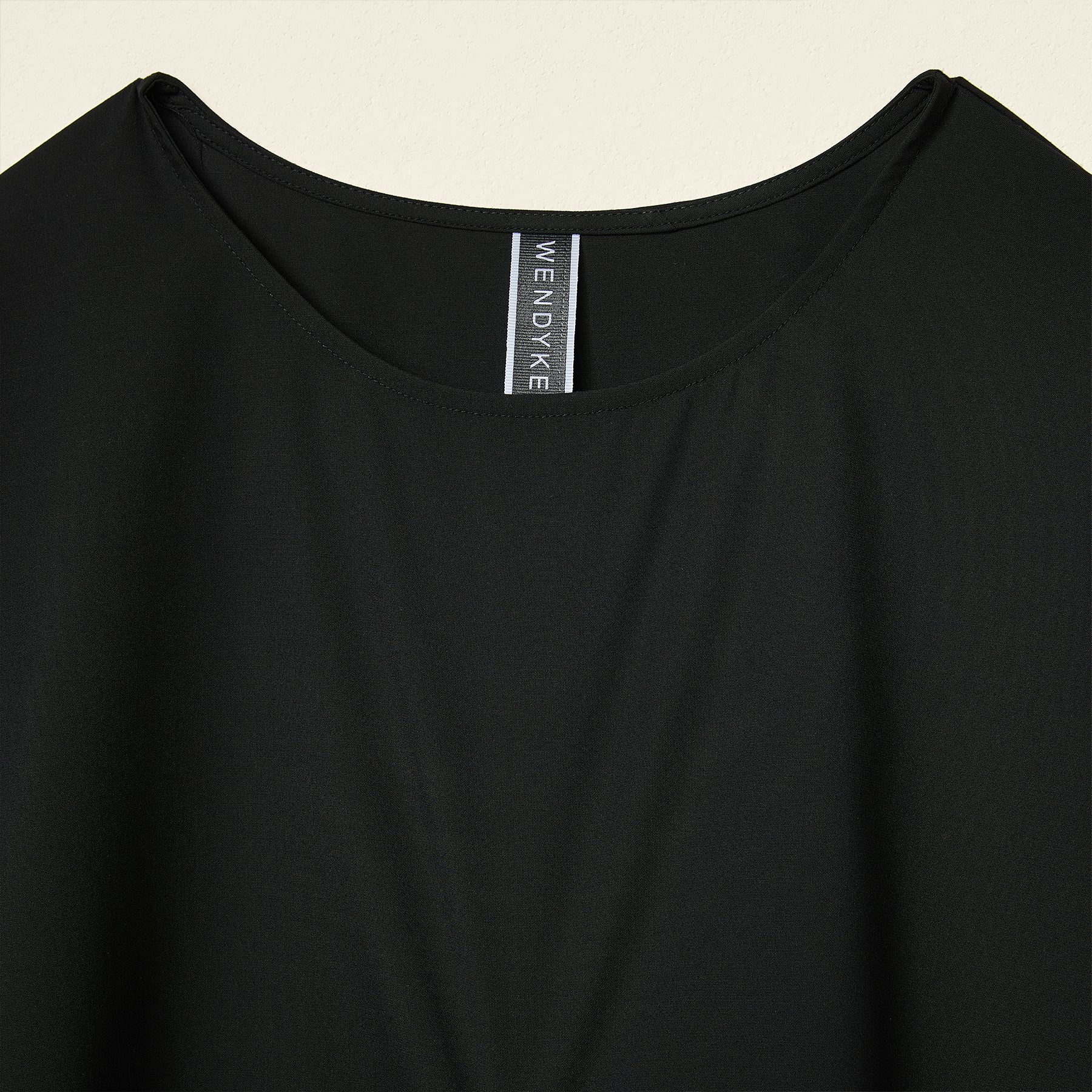 DRESS WITH PLEAT BLACK