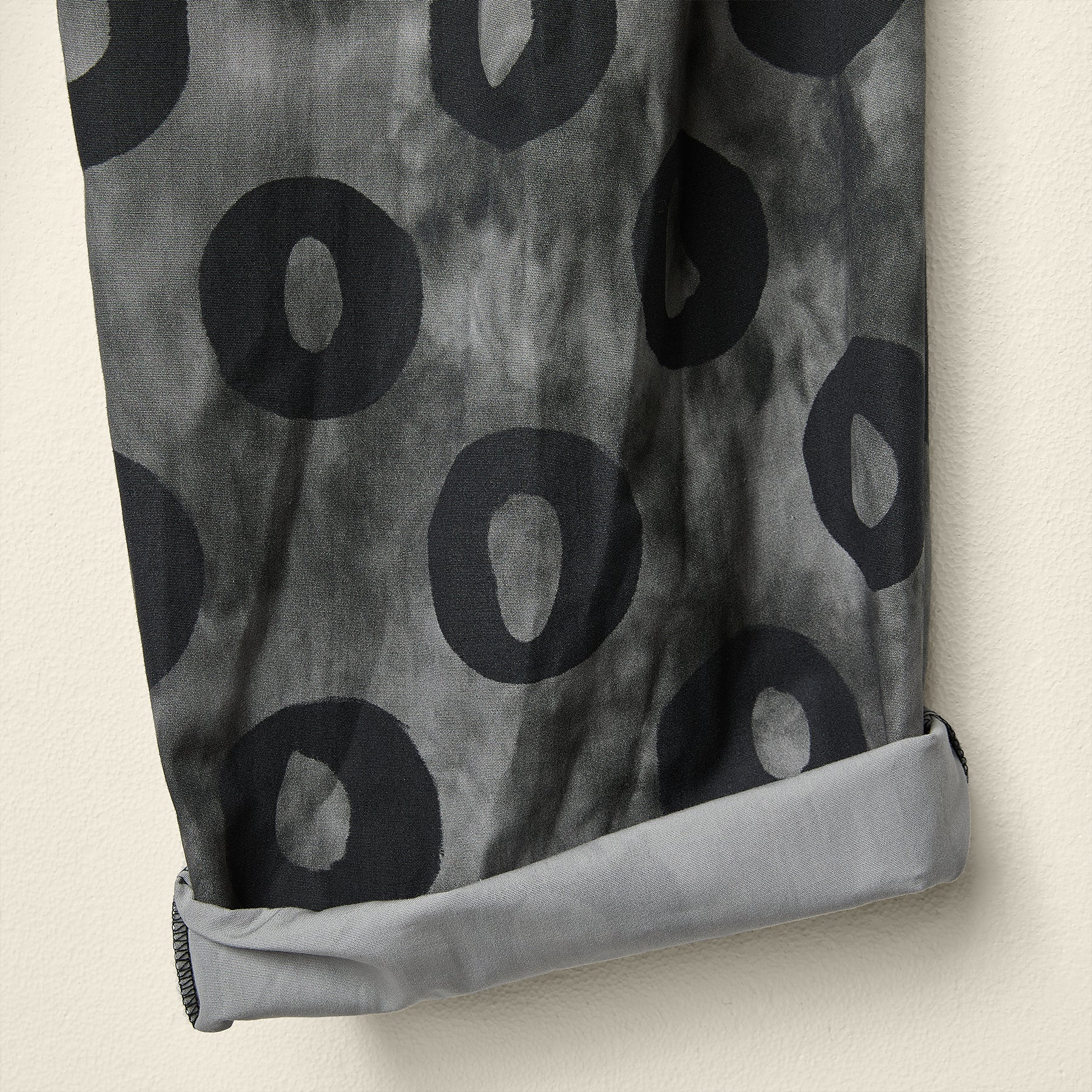 SMOKY TROUSERS WITH RINGS