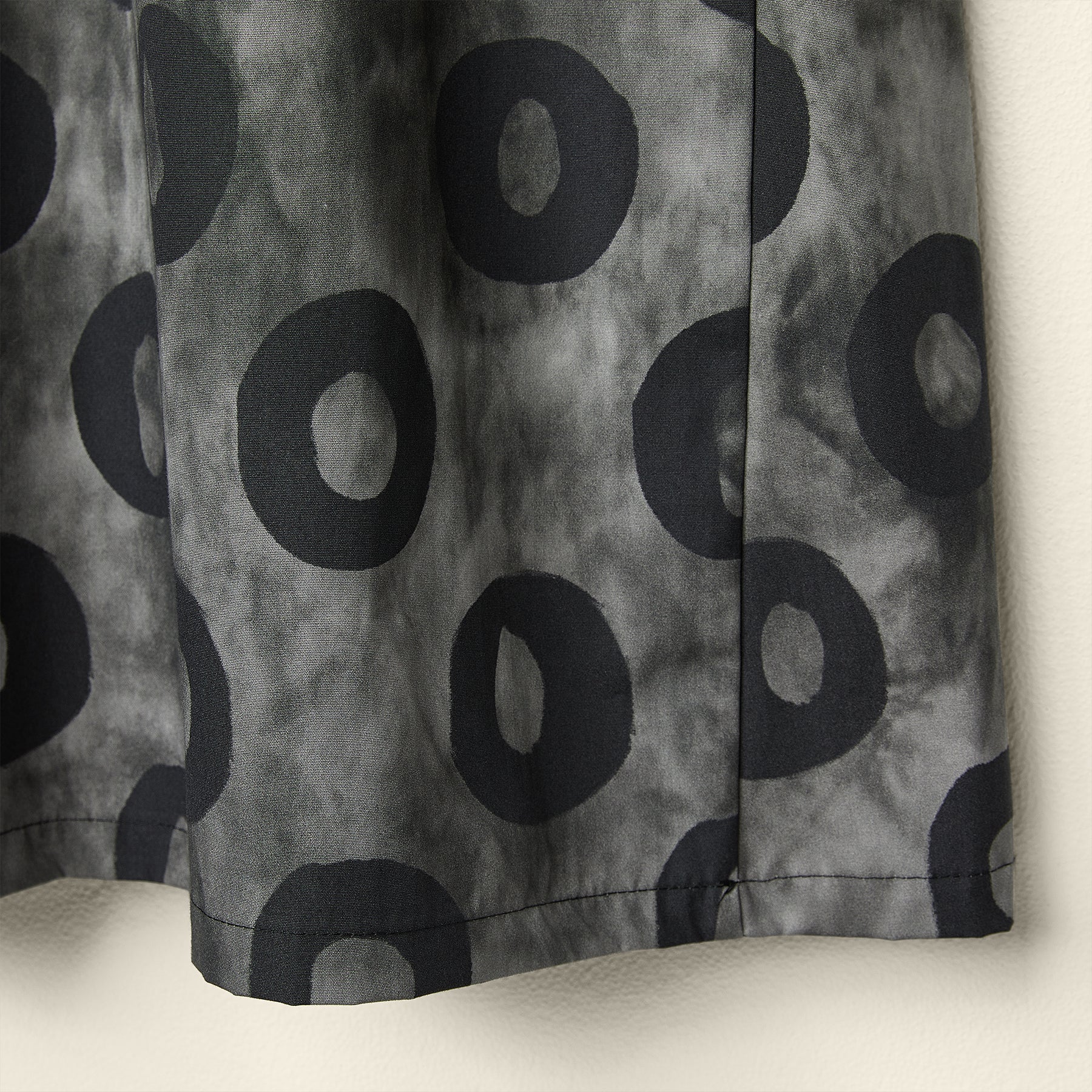 SMOKY DRESS WITH RINGS