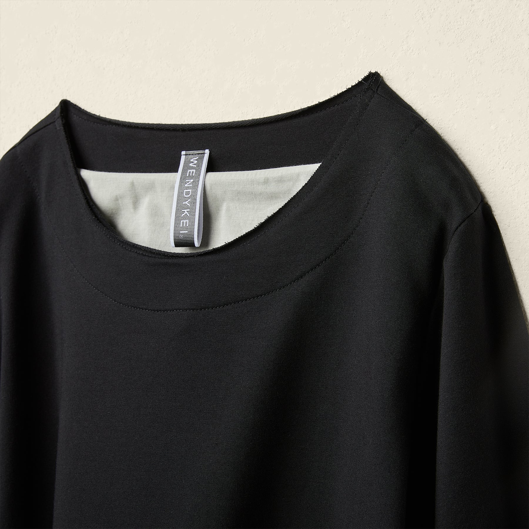 BLOUSE WITH ECRU' LINING POCKETS