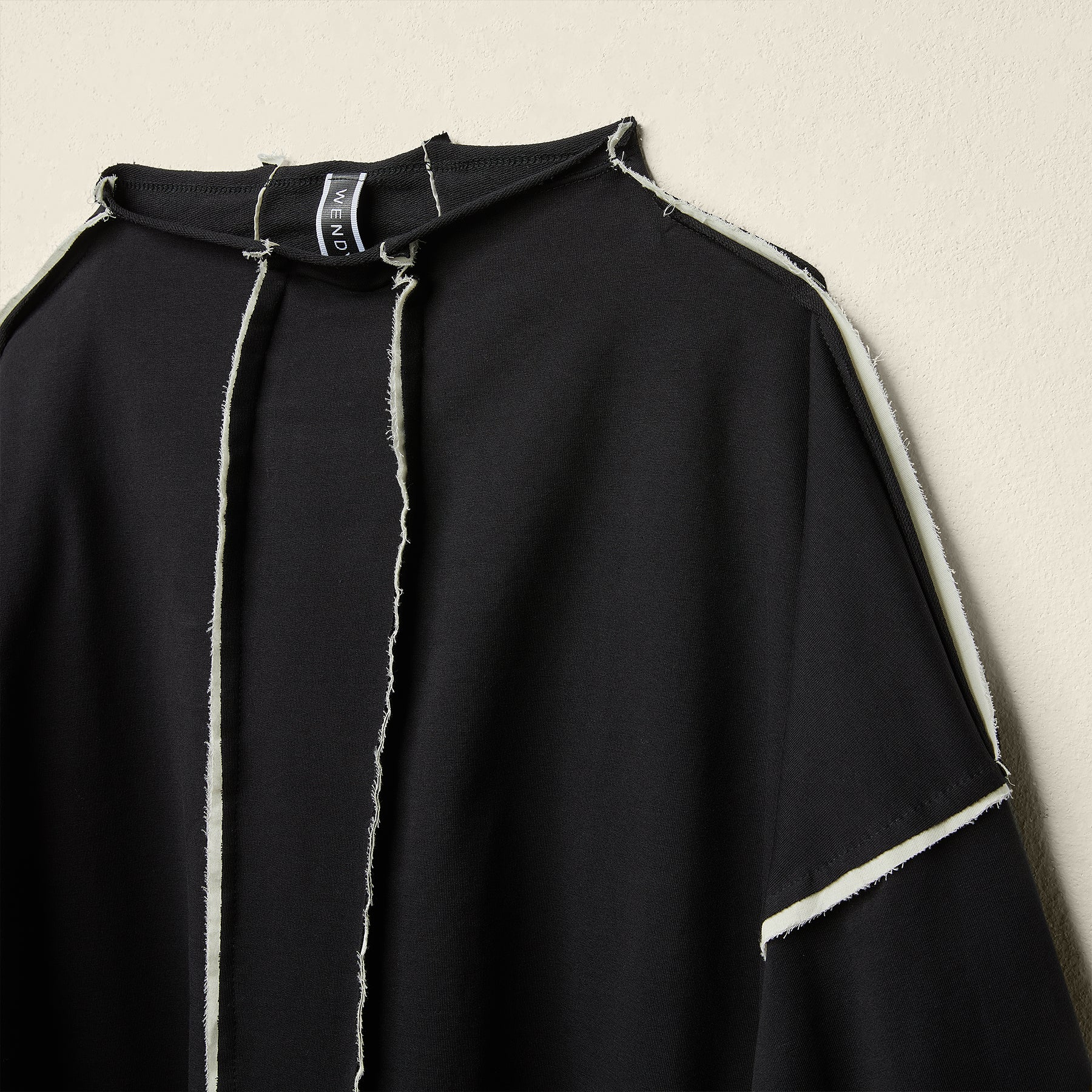 RAW-EDGE SWEATSHIRT