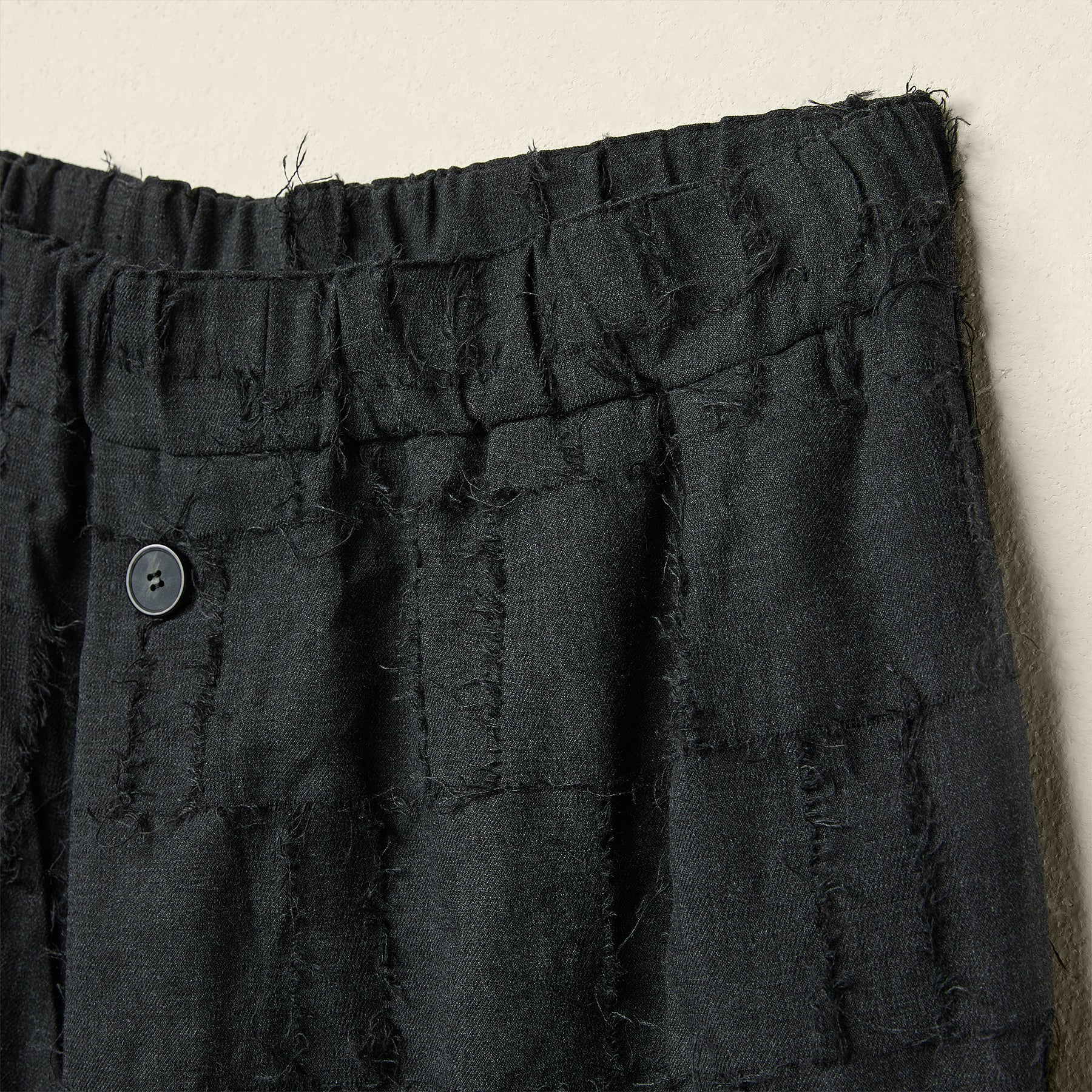 PANTALONI IN TESSUTO SEERSUCKER A QUADRI