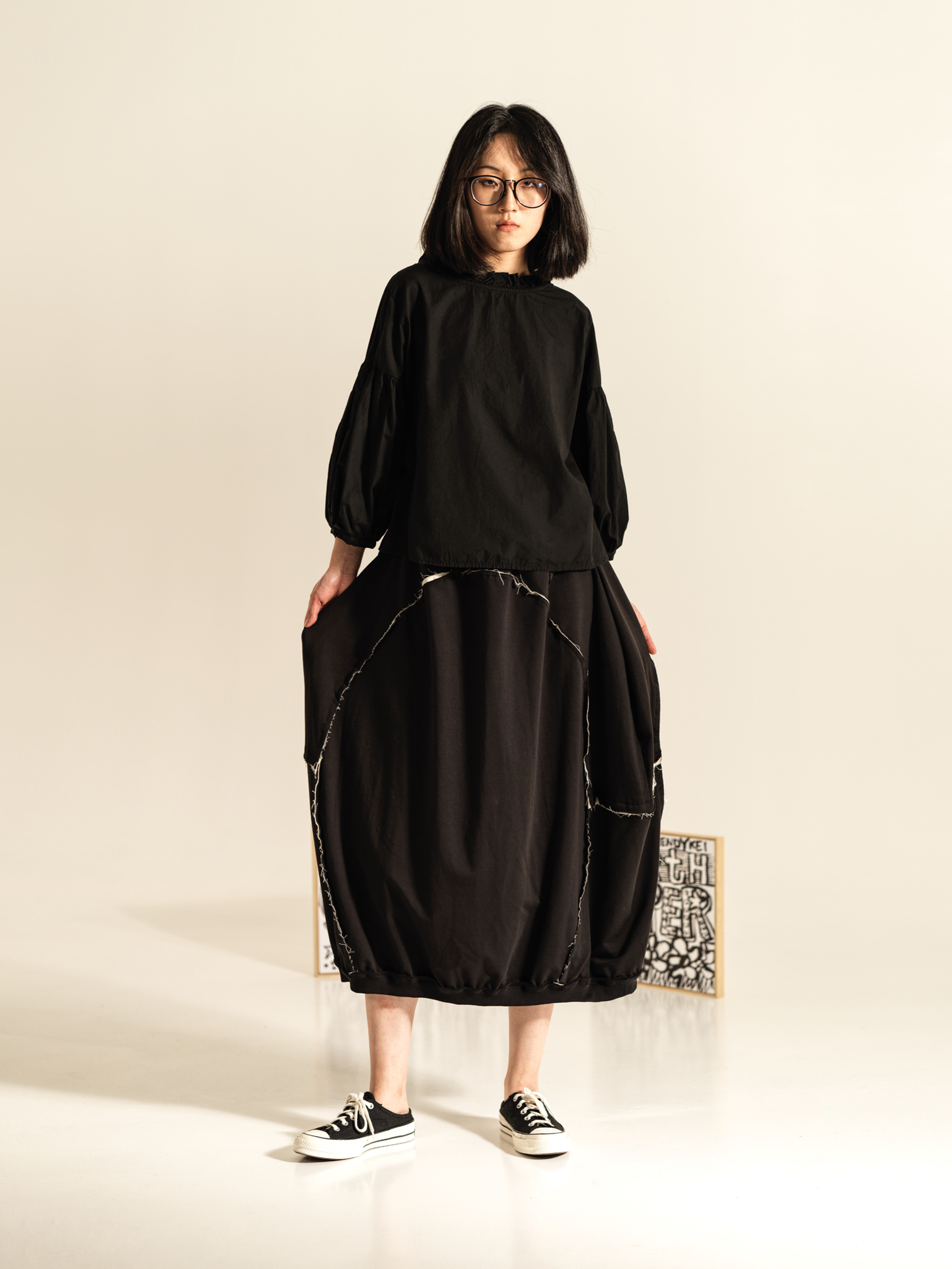 SKIRT WITH ECRU PROFILE