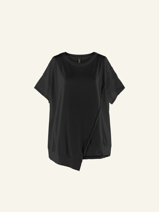 T-SHIRT WITH ASYMMETRICAL HEM