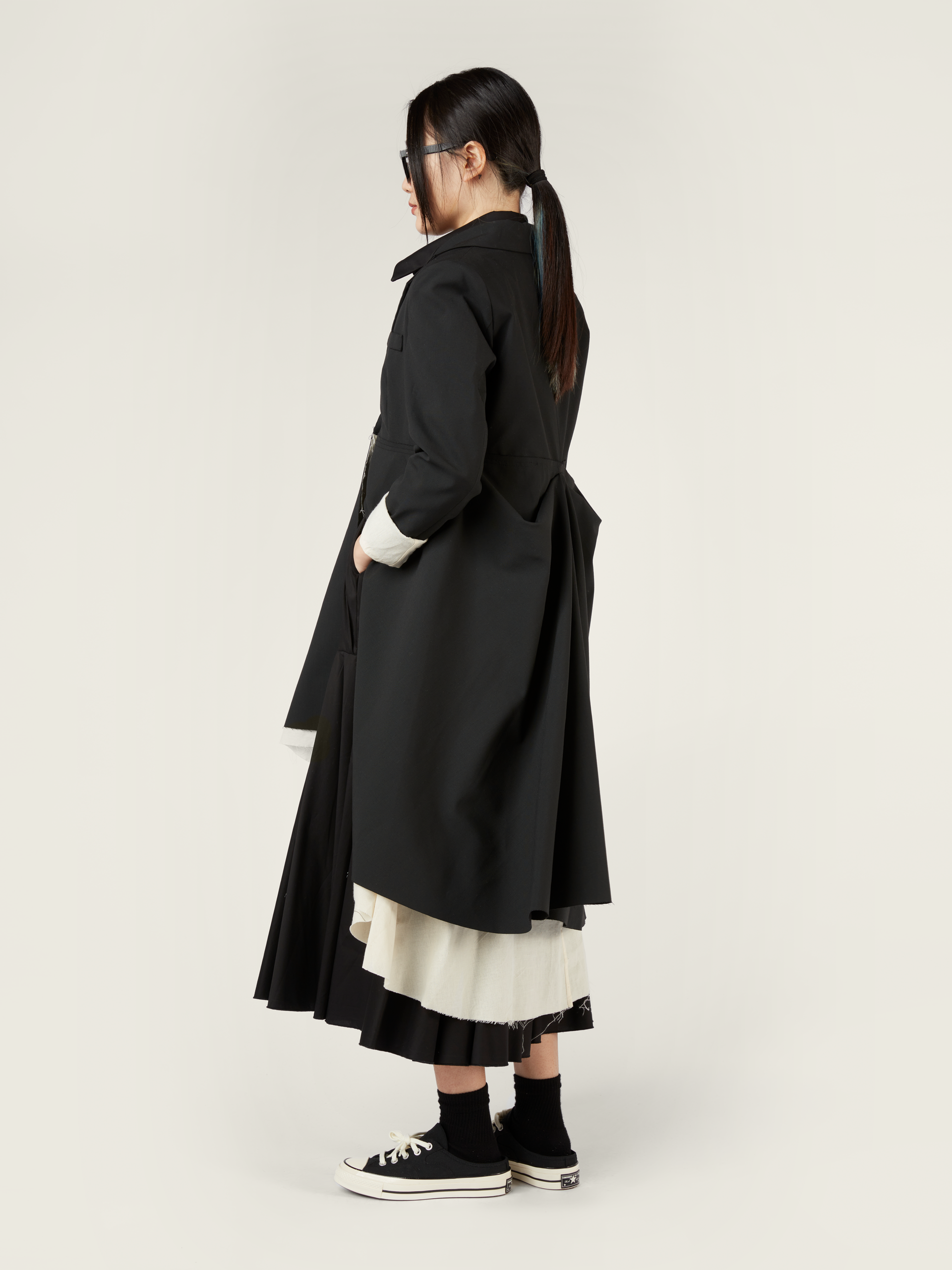 FLARED JACKET LONGER ON THE BACK