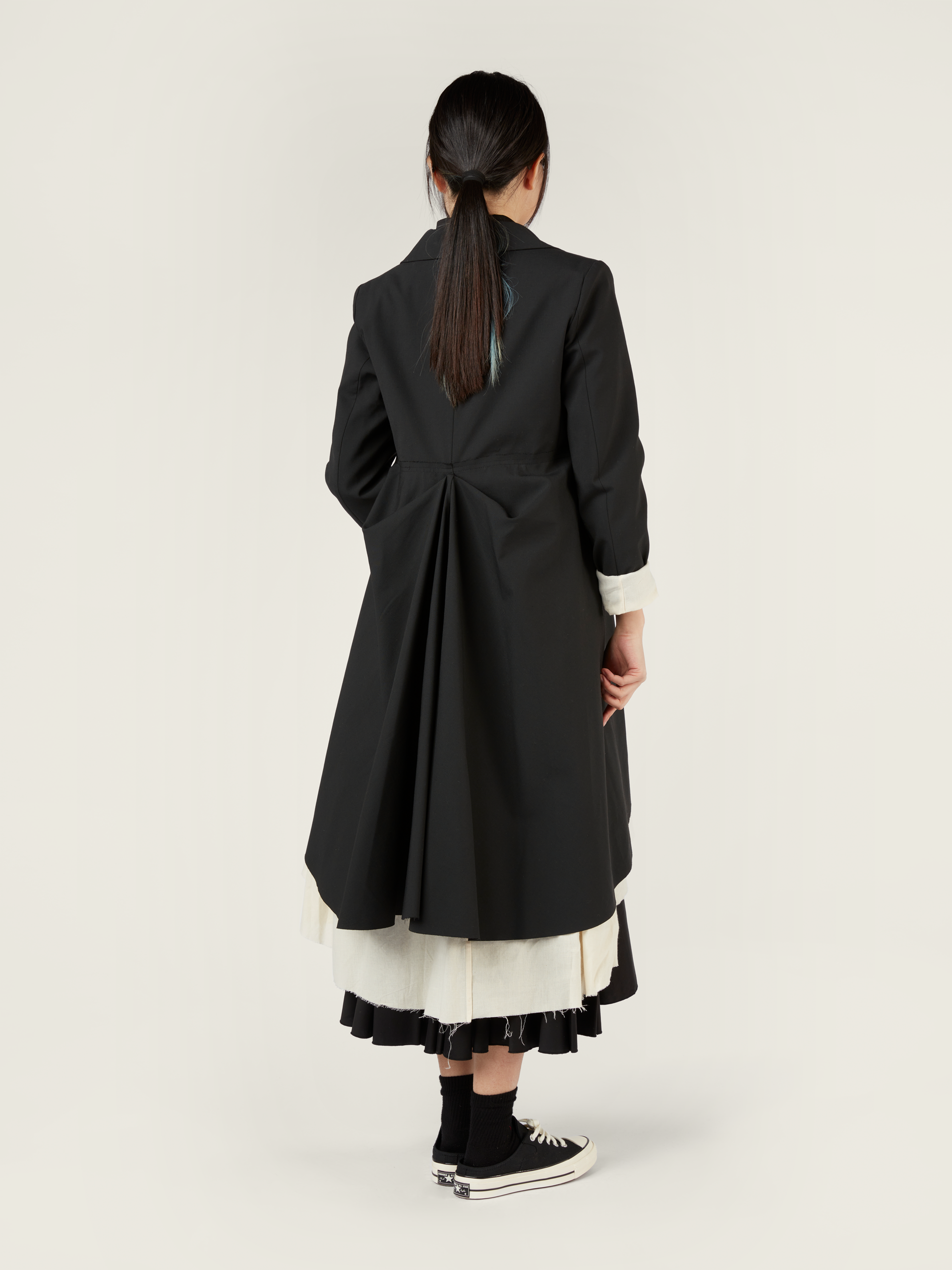 FLARED JACKET LONGER ON THE BACK