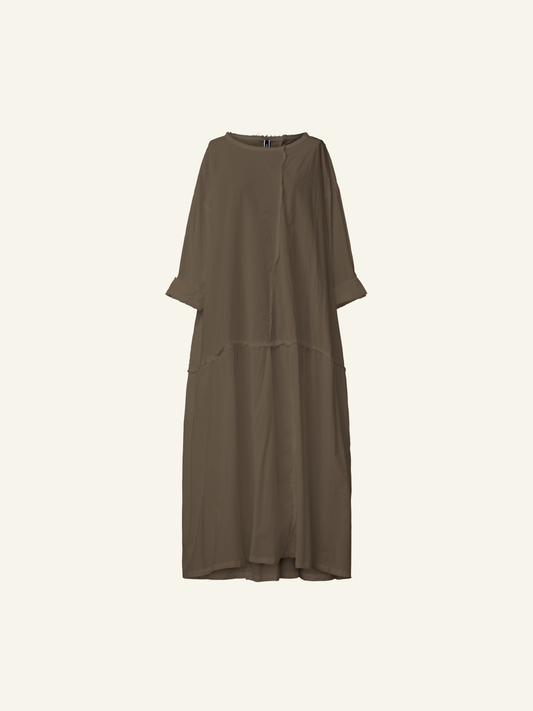 LONG POPLIN DRESS WITH RAW CUT SEAMS