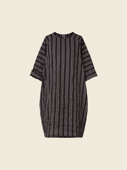 WRINKLED EFFECT STRIPED MIDI DRESS