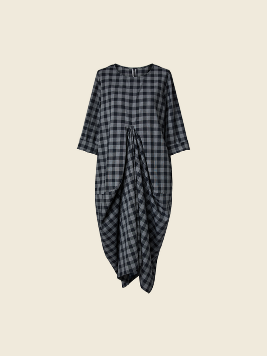 CHECKED DRESS WITH PLEAT