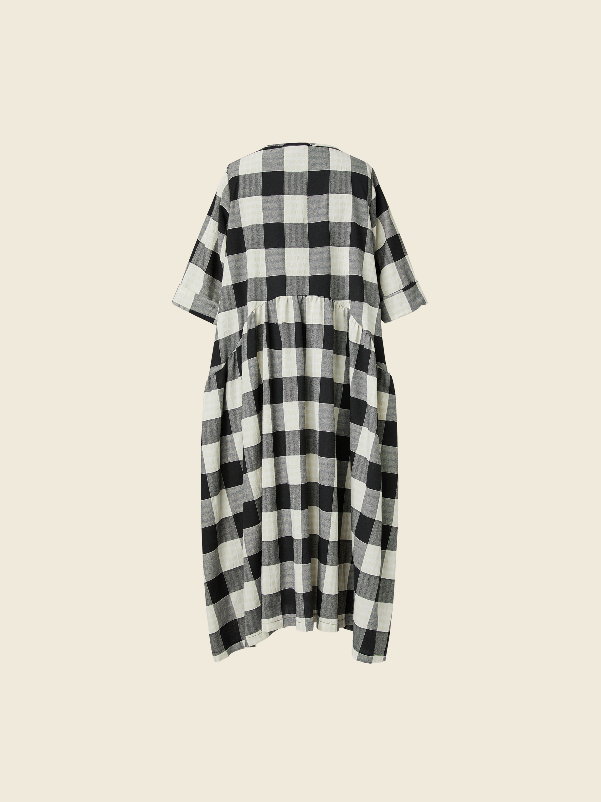CHECKED DRESS WITH OVAL PLEAT