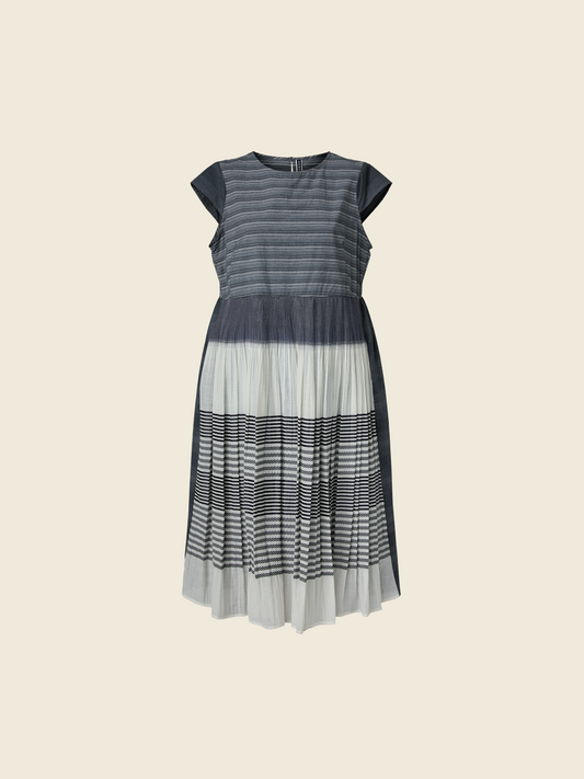 3 TYPES OF STRIPED FABRIC DRESS