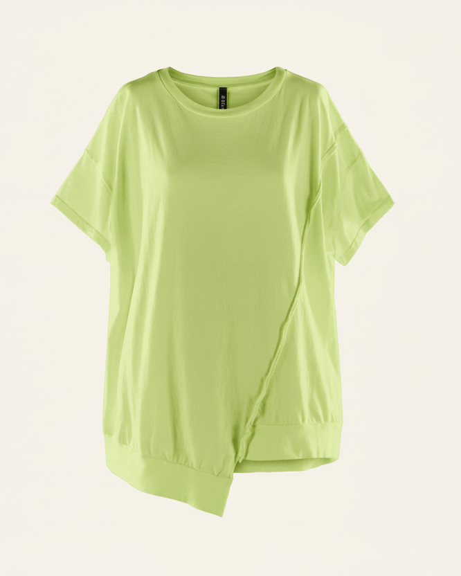 T-SHIRT WITH ASYMMETRICAL HEM