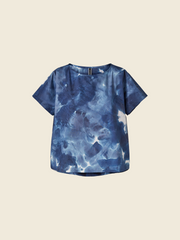 T-SHIRT AMPIA CON MOTIVO ACQUARELLO BLU