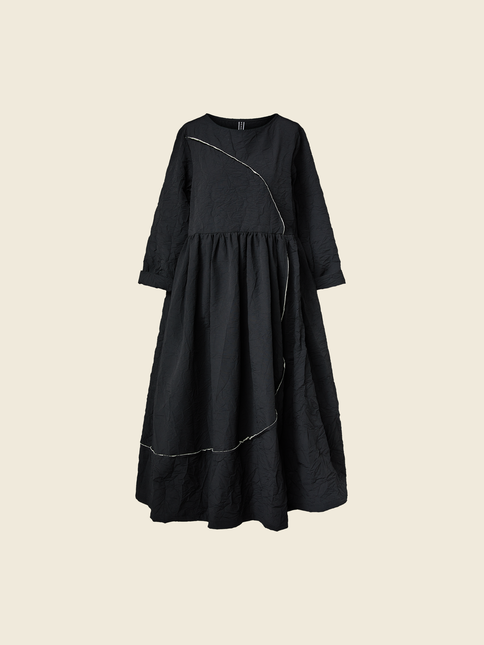 DRESS WITH HALF CIRCLE INLAY