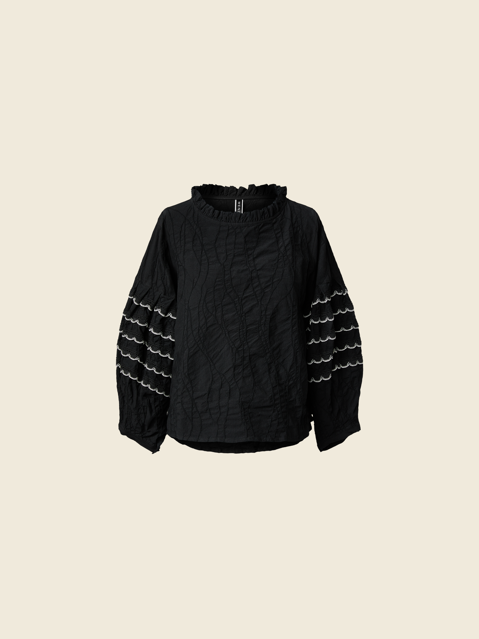 BLUSA CON PASSAMANERIA SULLE MANICHE