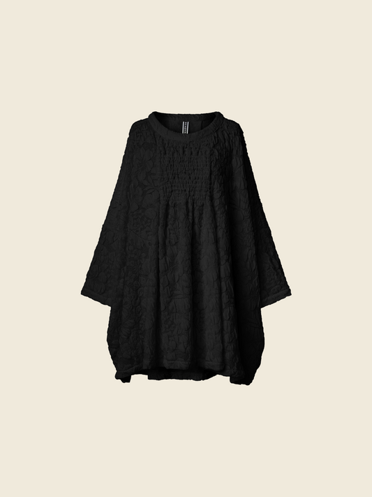 EMBOSSED WIDE BLOUSE