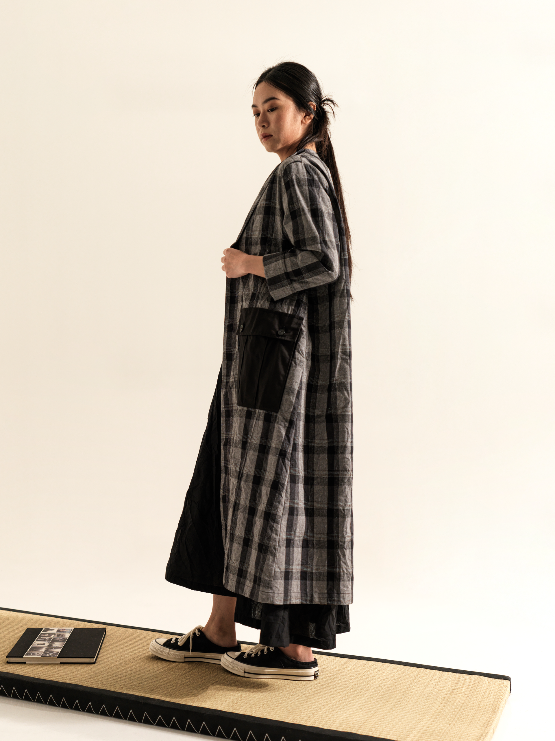 COAT IN GRAY TARTAN FABRIC WITH BIG CARGO POCKETS