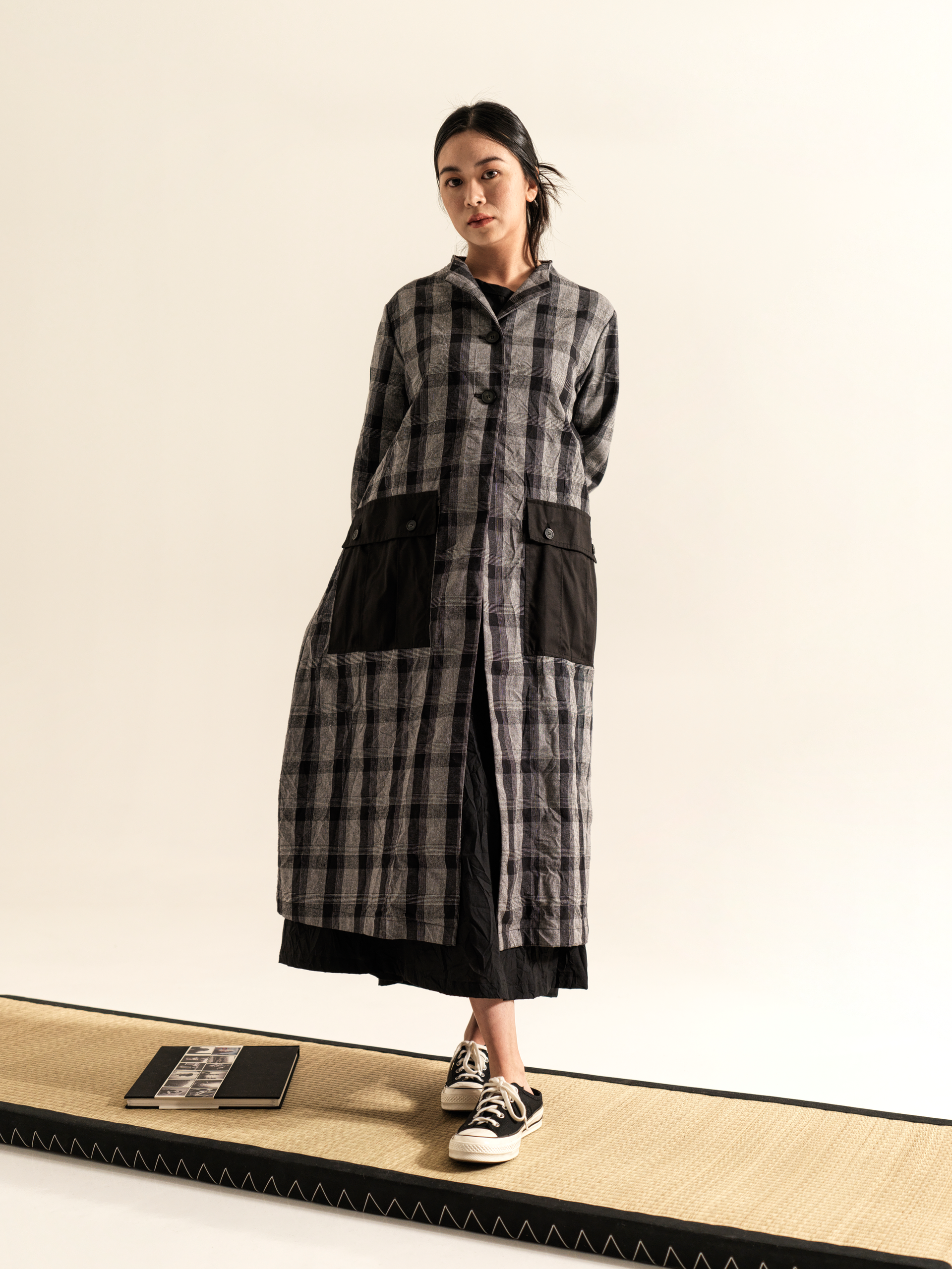 COAT IN GRAY TARTAN FABRIC WITH BIG CARGO POCKETS