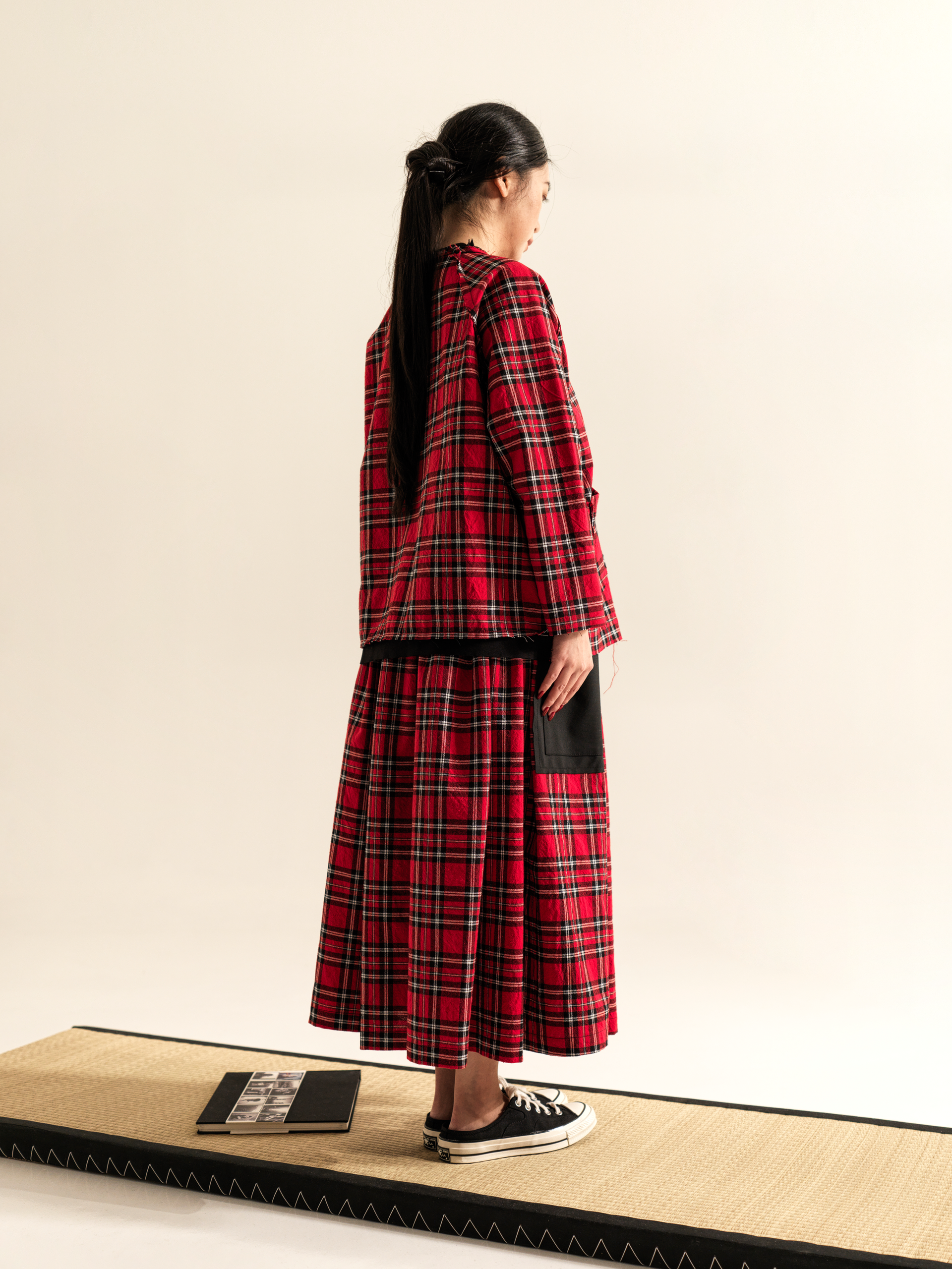 RED SCOTTISH TARTAN SKIRT WITH BIG POCKETS