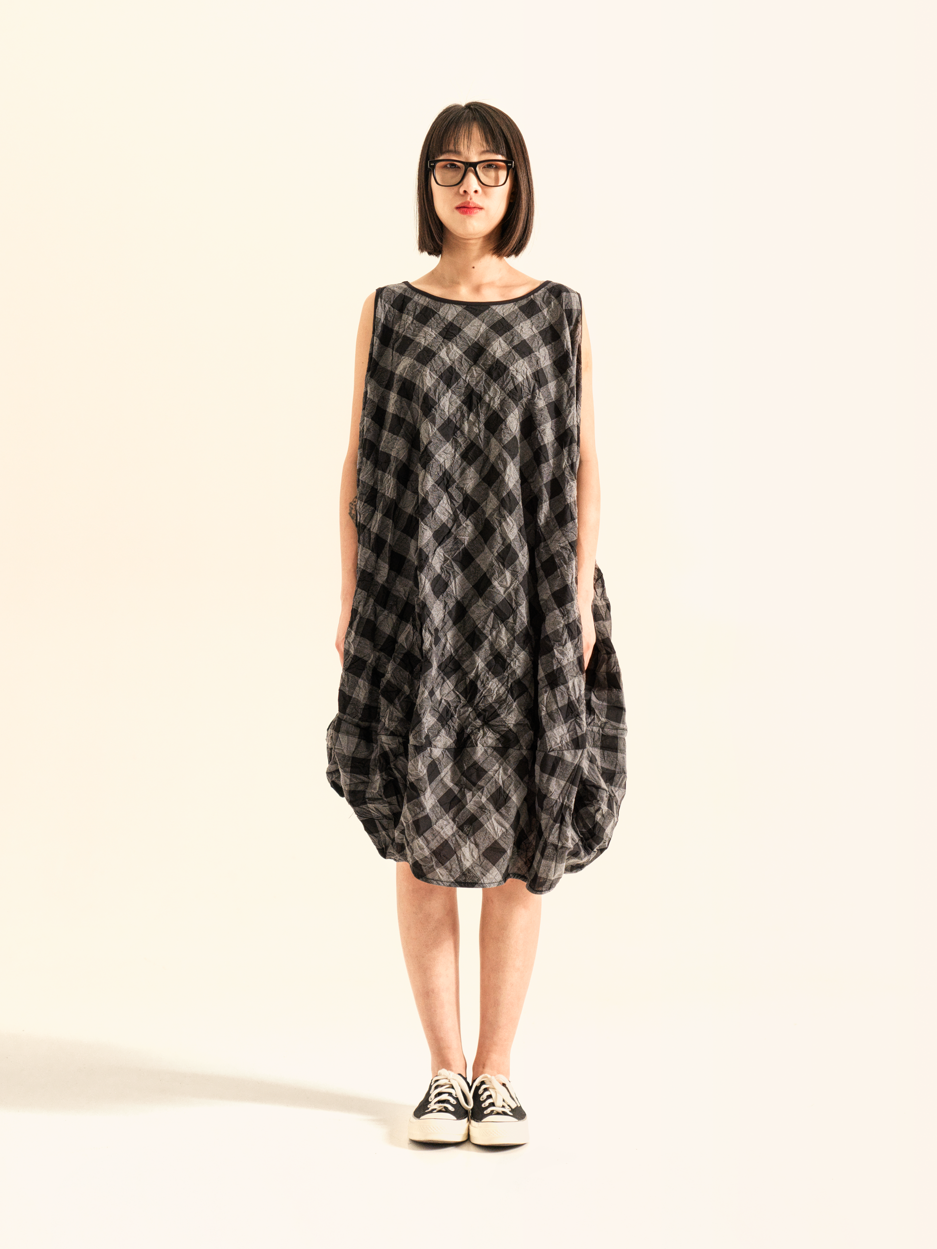 GRAY CHECKED BALLOON DRESS