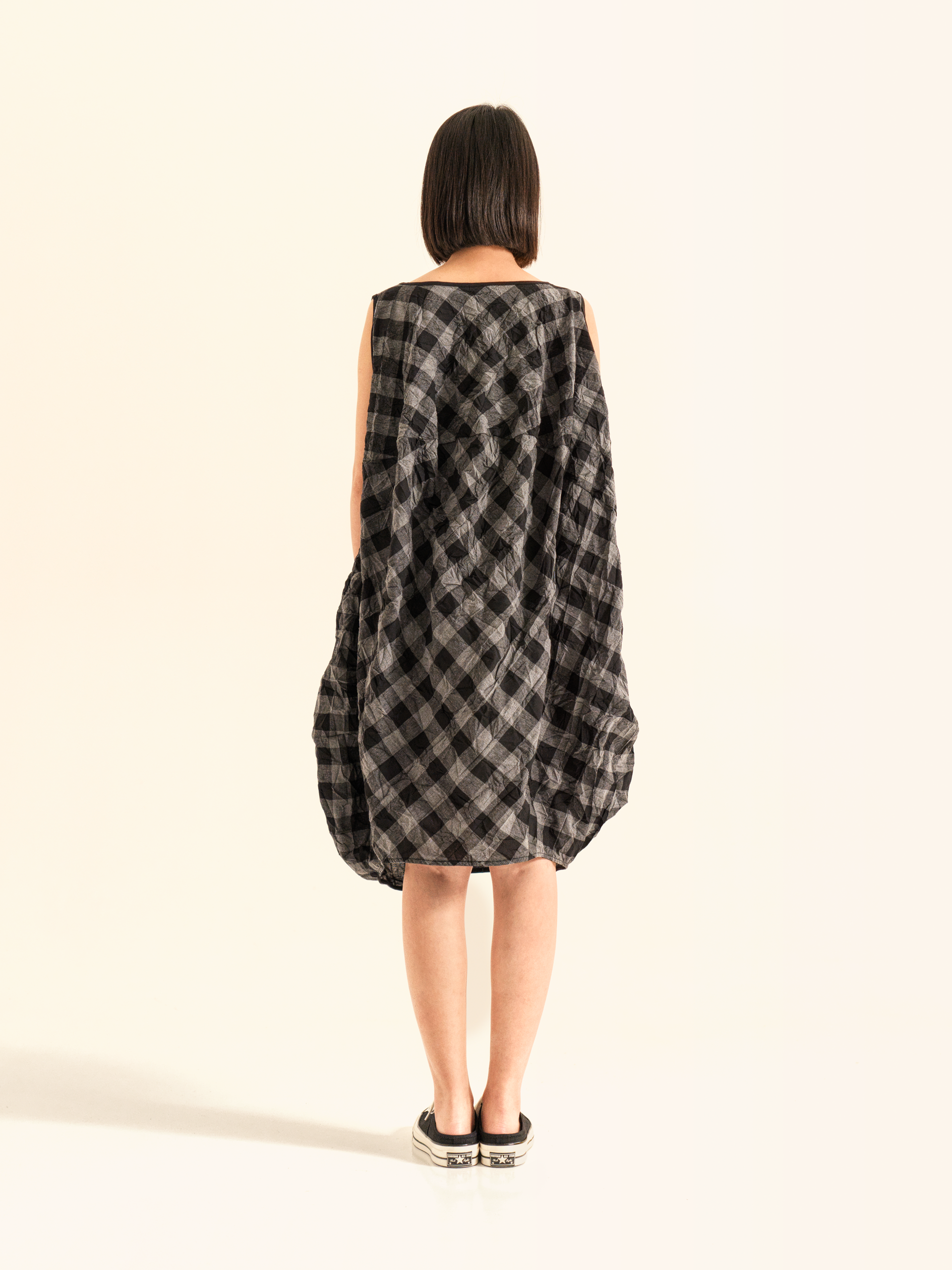 GRAY CHECKED BALLOON DRESS