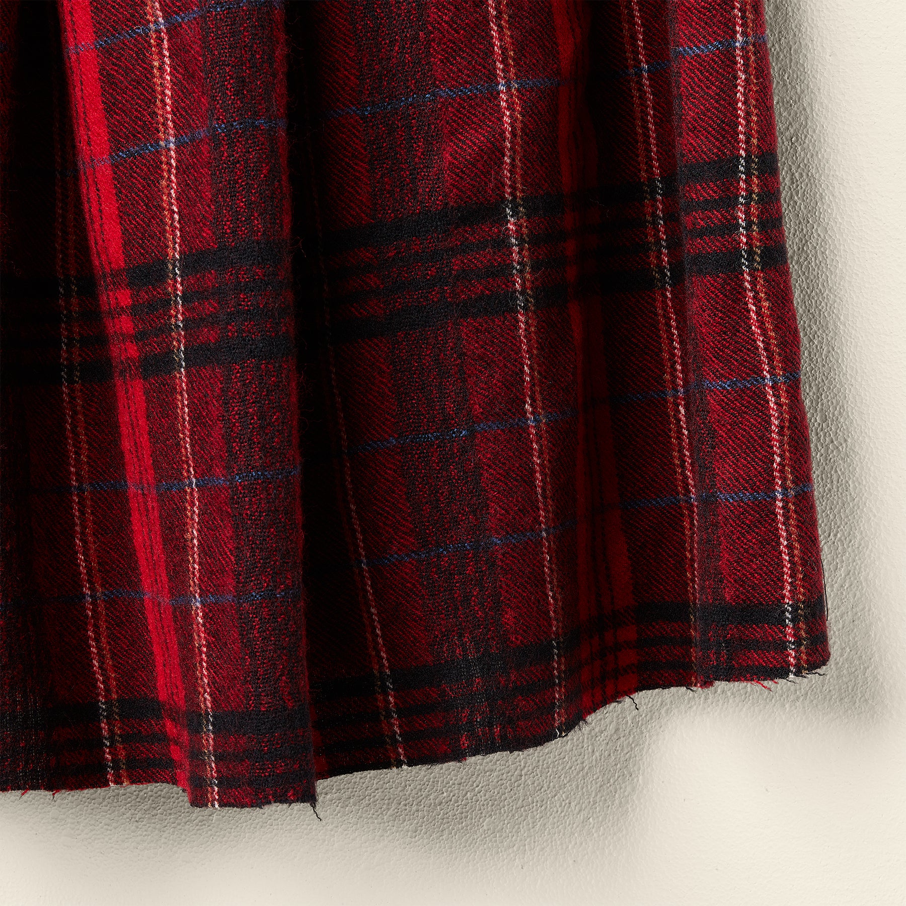 RED TARTAN SKIRT IN 100% WOOL